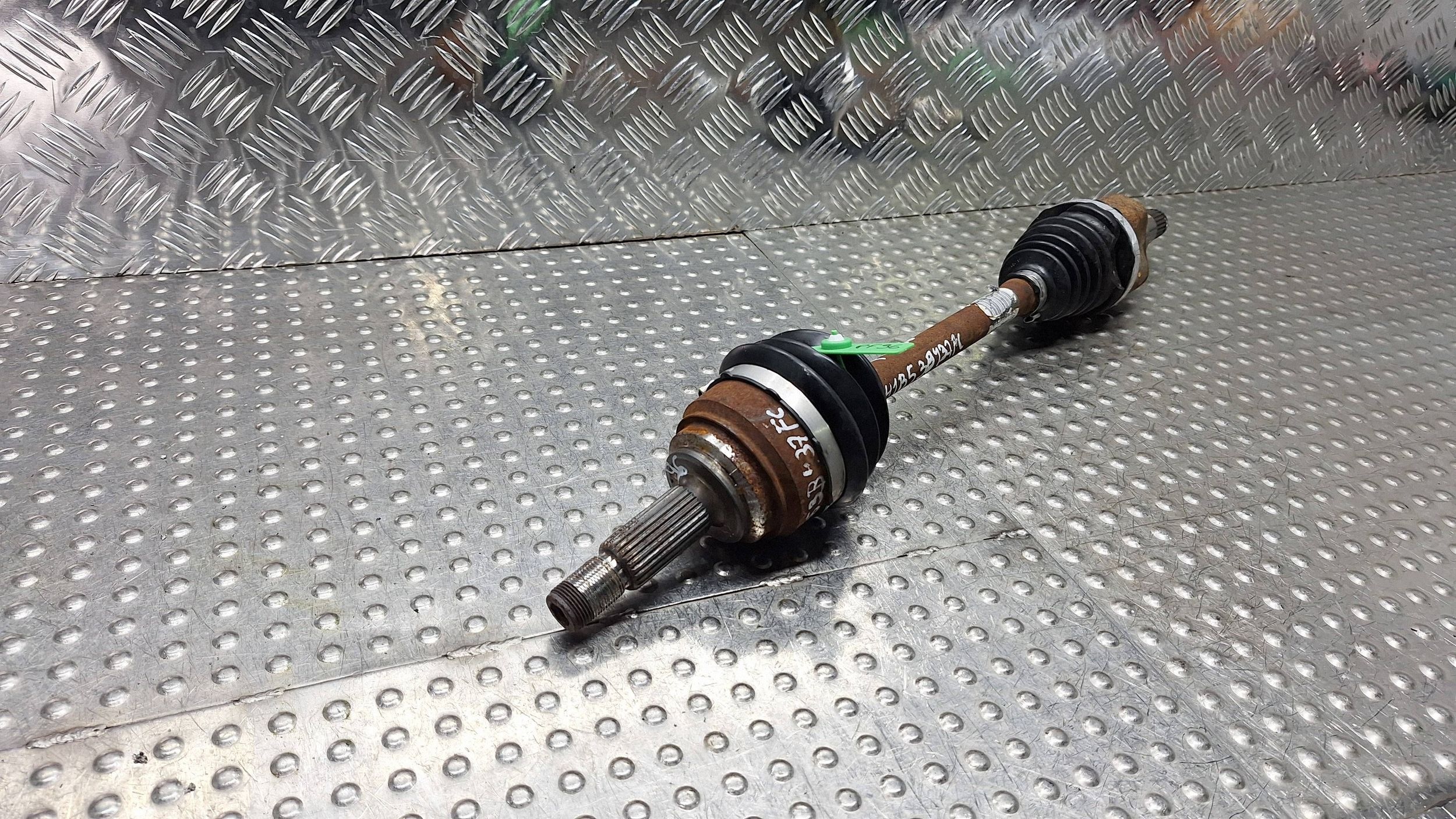 semi-axis left front H1B5-3B437-FC FORD FIESTA MK8 1.0 ECOBOOST