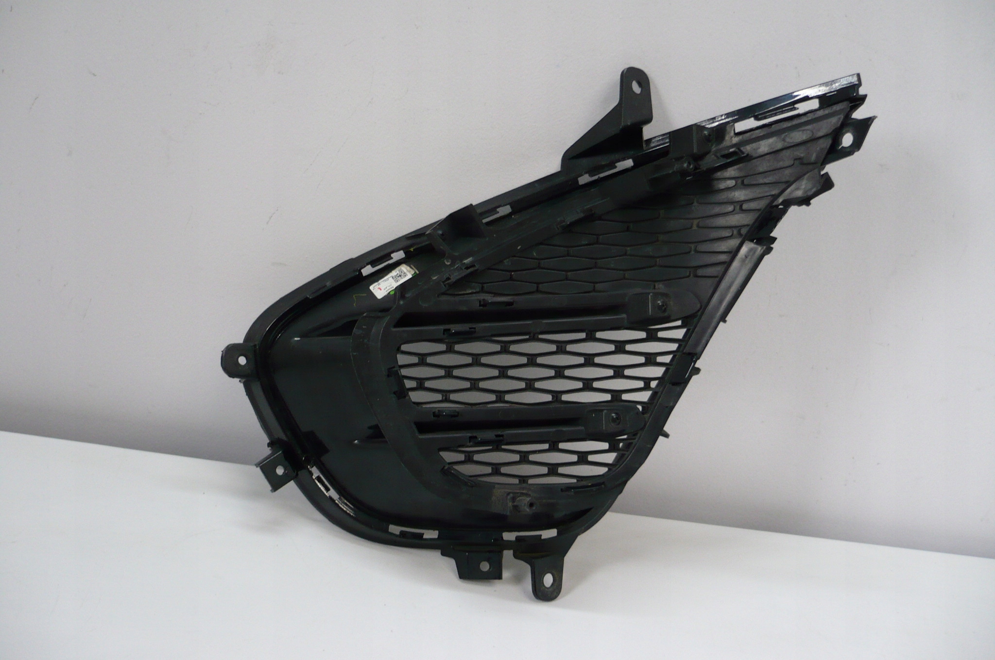 KIA CEED 3 III LIFT 21- GT-LINE grid of a bumper right front