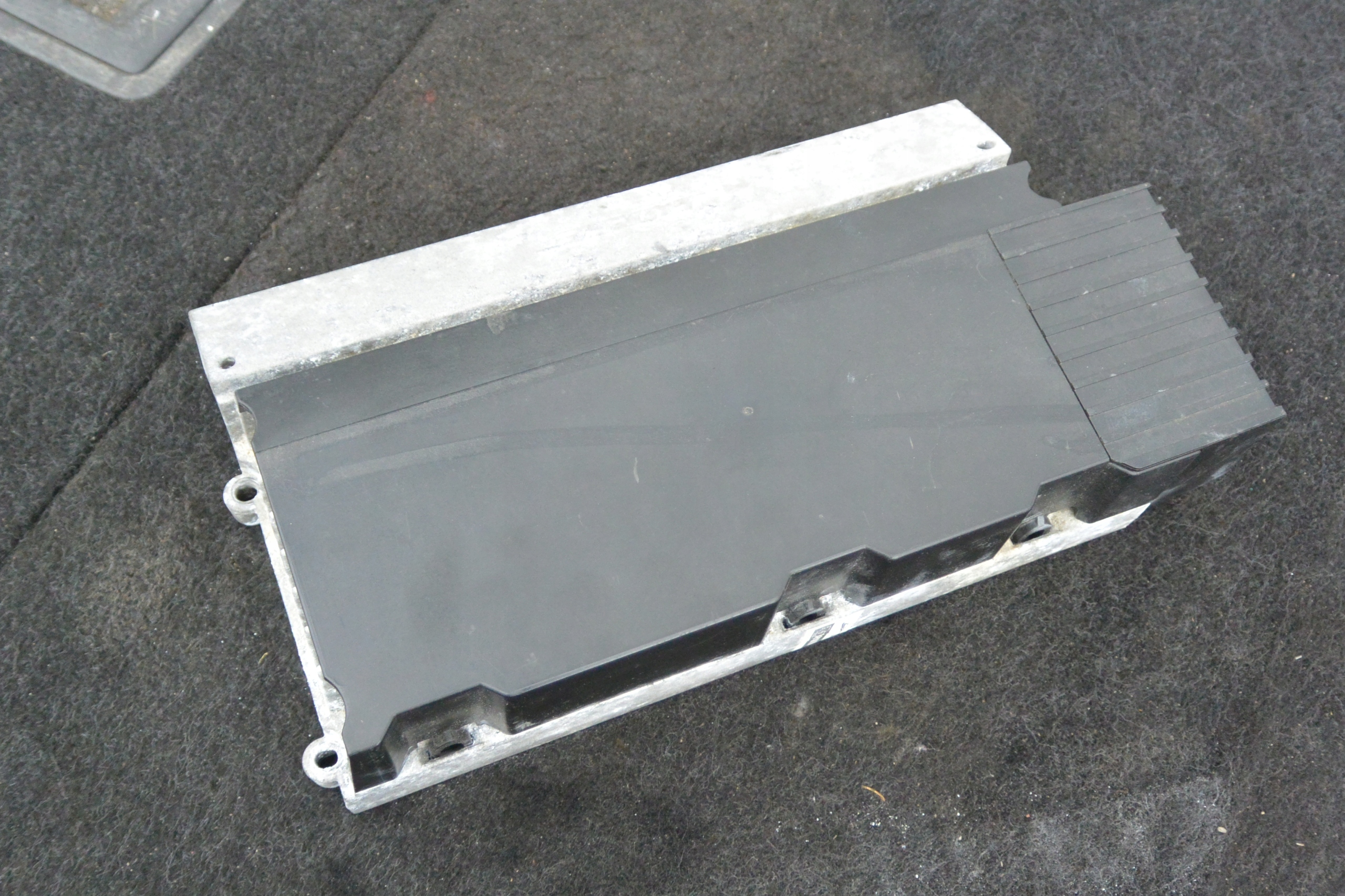 amplifier module DZWIEKU AUDI Q7 4L A6 A8 BOSE
