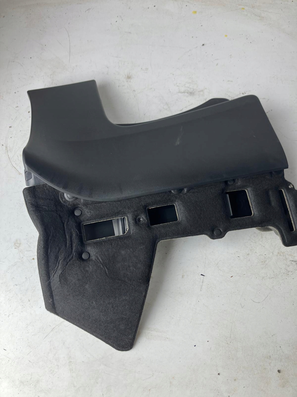 cover consoles below steering wheel, left C4 PICASSO II