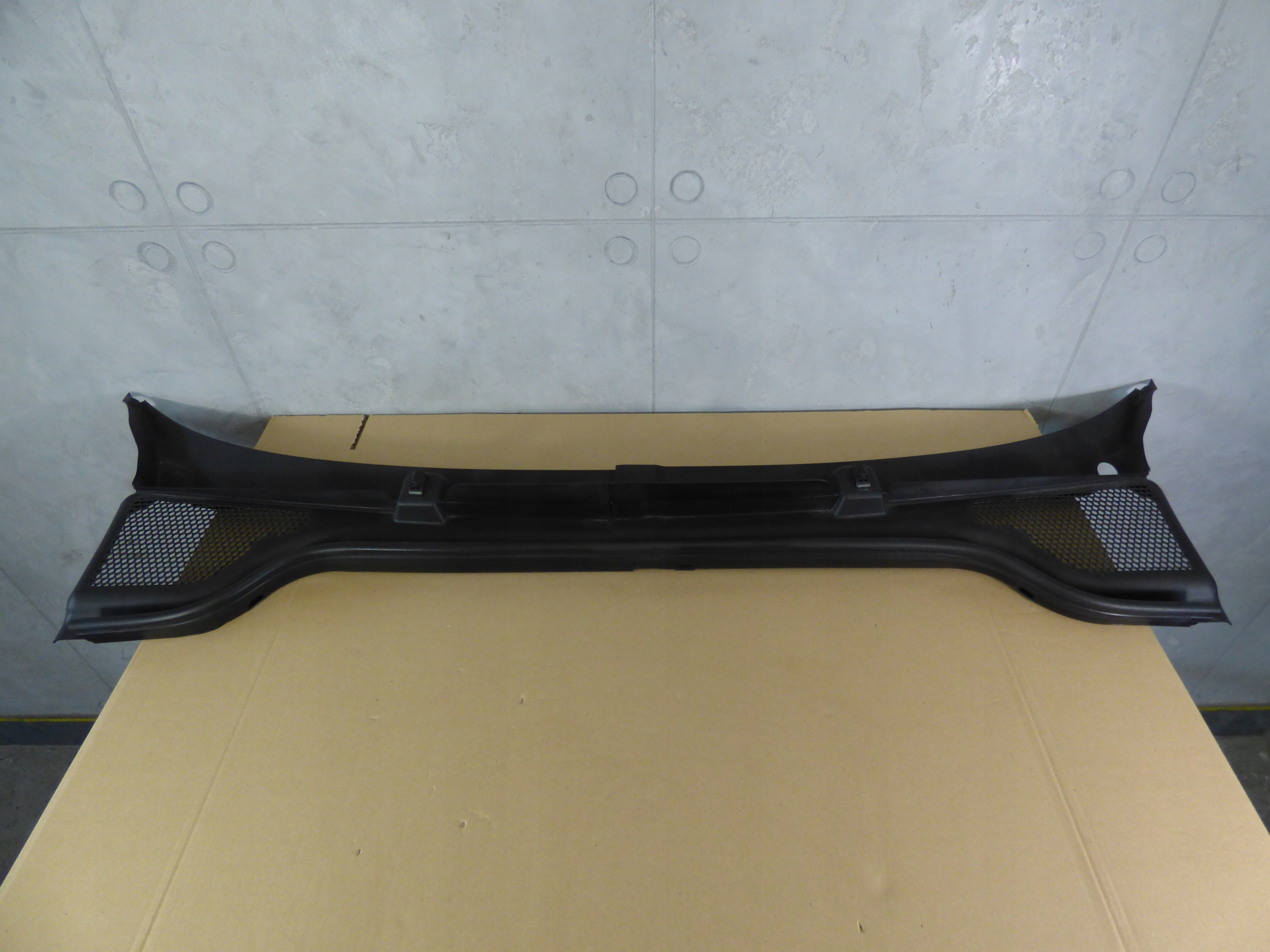 657819416 - праве крило Європи STBDB SKODA SCALA