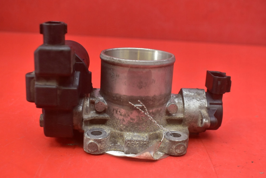 Valvola a farfalla TOYOTA AURIS 1 e 2.0 D-4D 126 KM 06-09