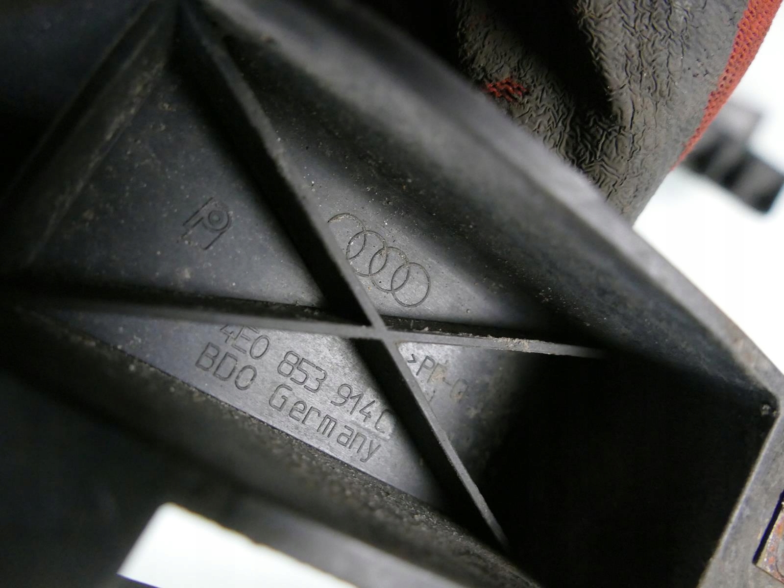 AUDI A8 D3 LIFT bumper bracket rear part KOMPLET
