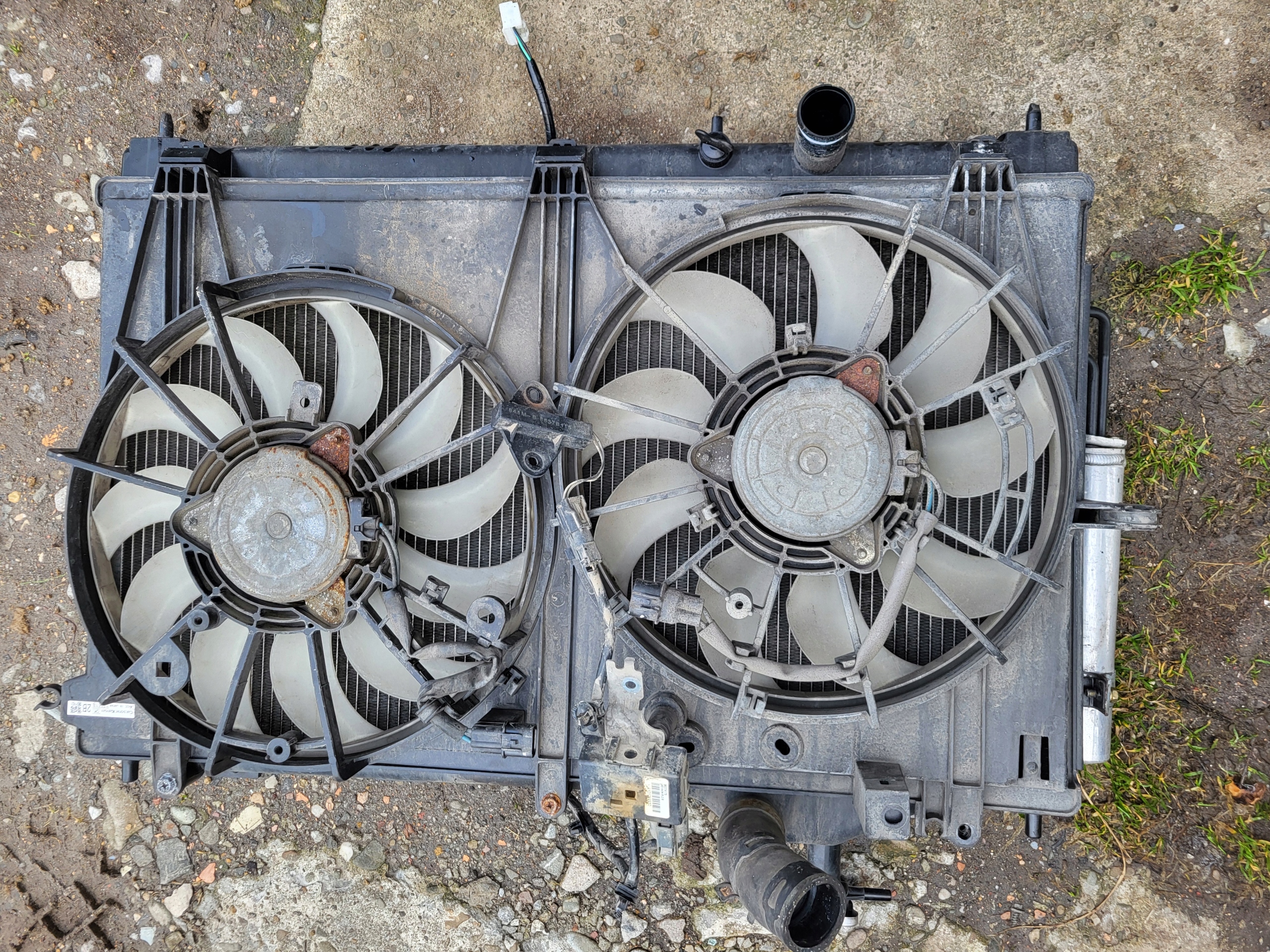 radiateur climatisation d’eau ventilateurs module MITSUBISHI OUTLANDER III OE