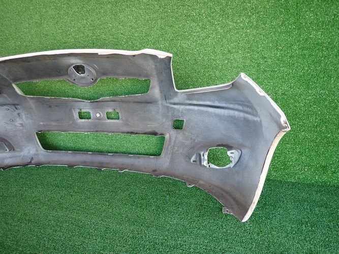 TOYOTA AYRIS II 09-12 FRONTSTOSSSTANGE VORNE