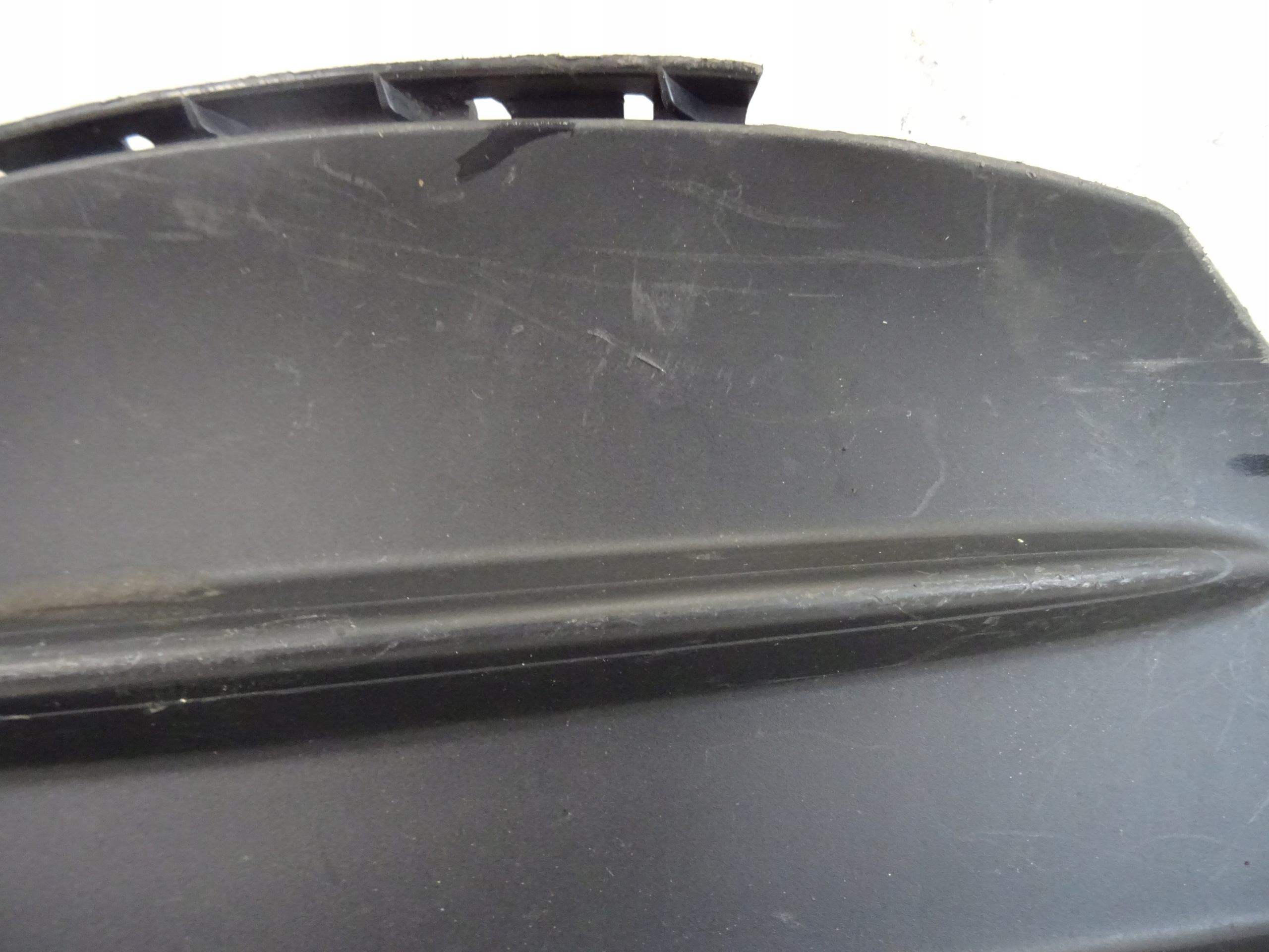 grid of a bumper front front left MERCEDES EQA EQB X243 A2438859103