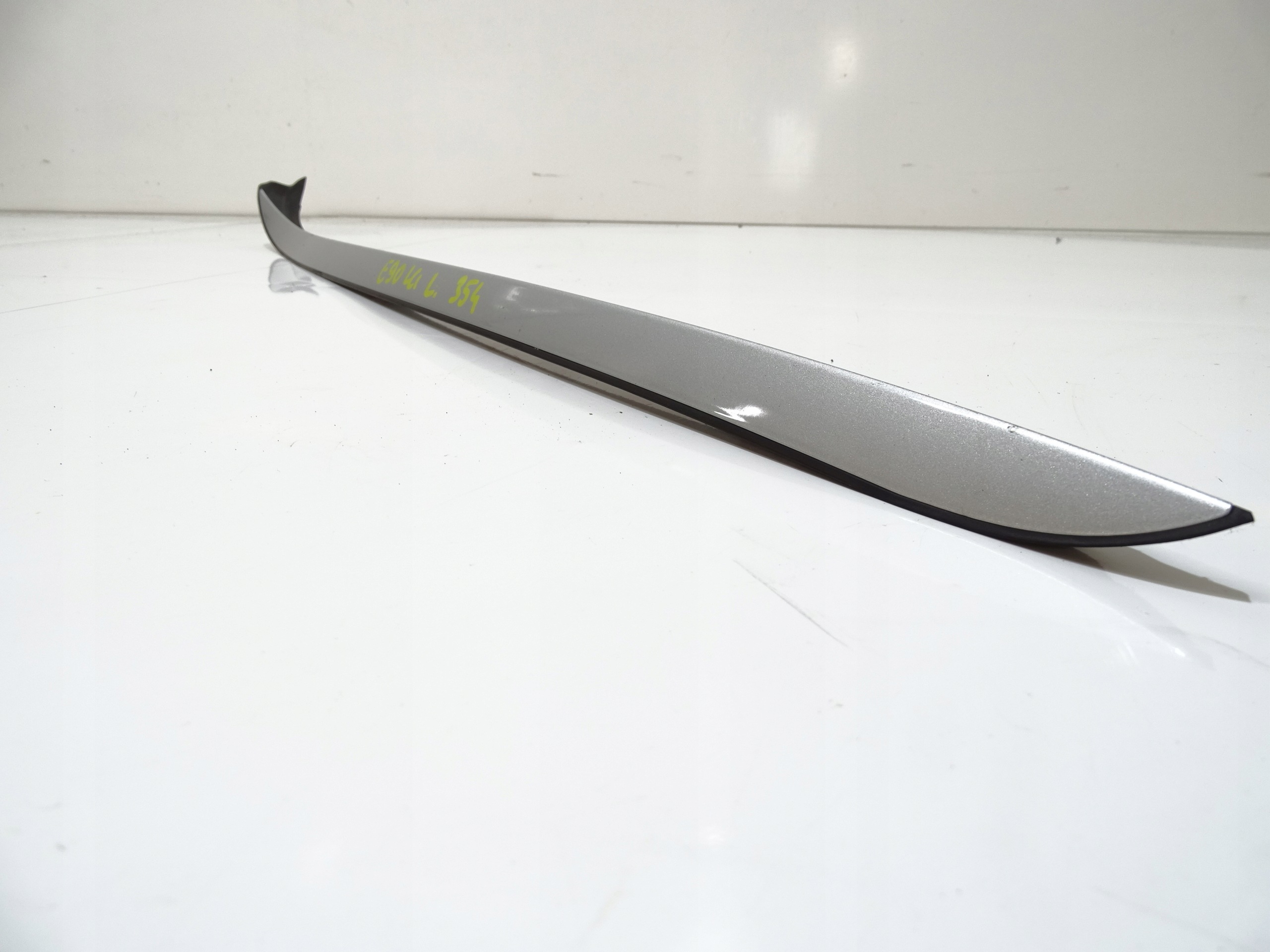 moulding windows CZOLOWEJ left BMW E90 LCI 354 (24235024)