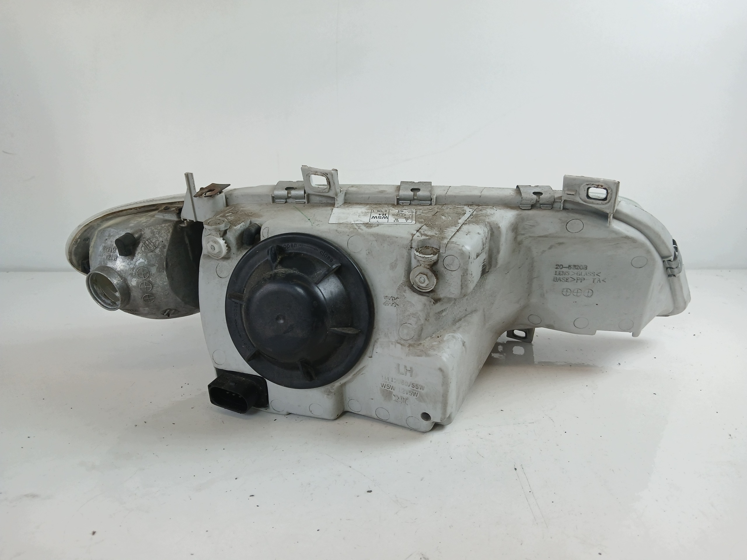VW SHARAN and light left front indicator GRATIS