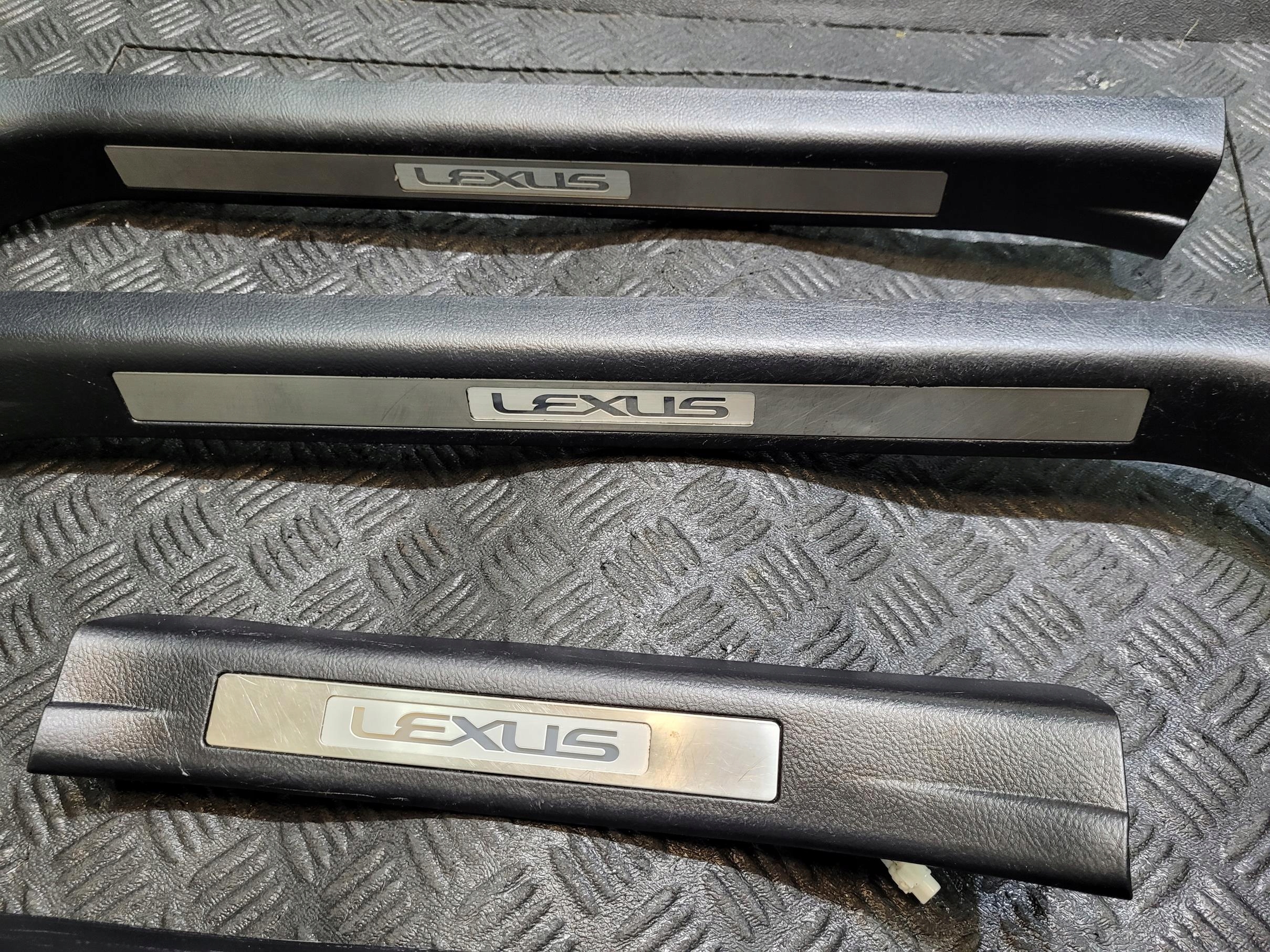 moulding cap threshold front rear part KOMPLET LED LEXUS RX II 300 400 RX400 H