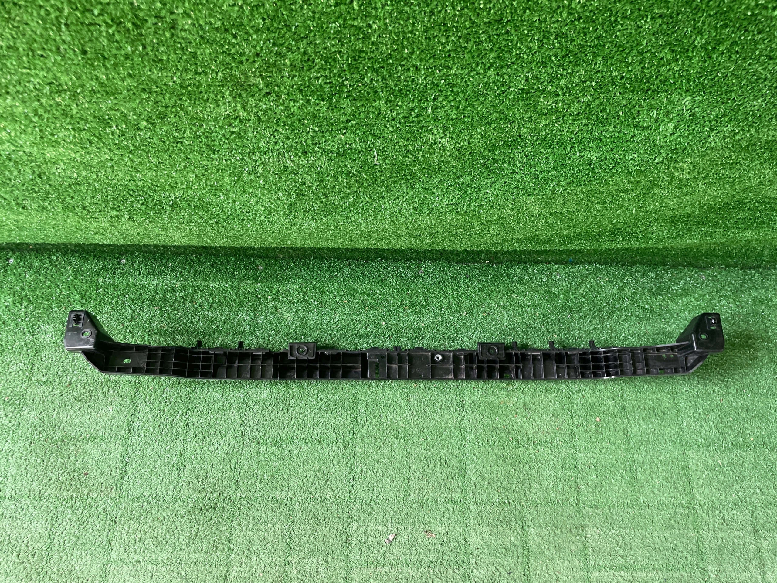 Tesla Model Y Support Support plaque Pare choc Arrière 1494045 1494040