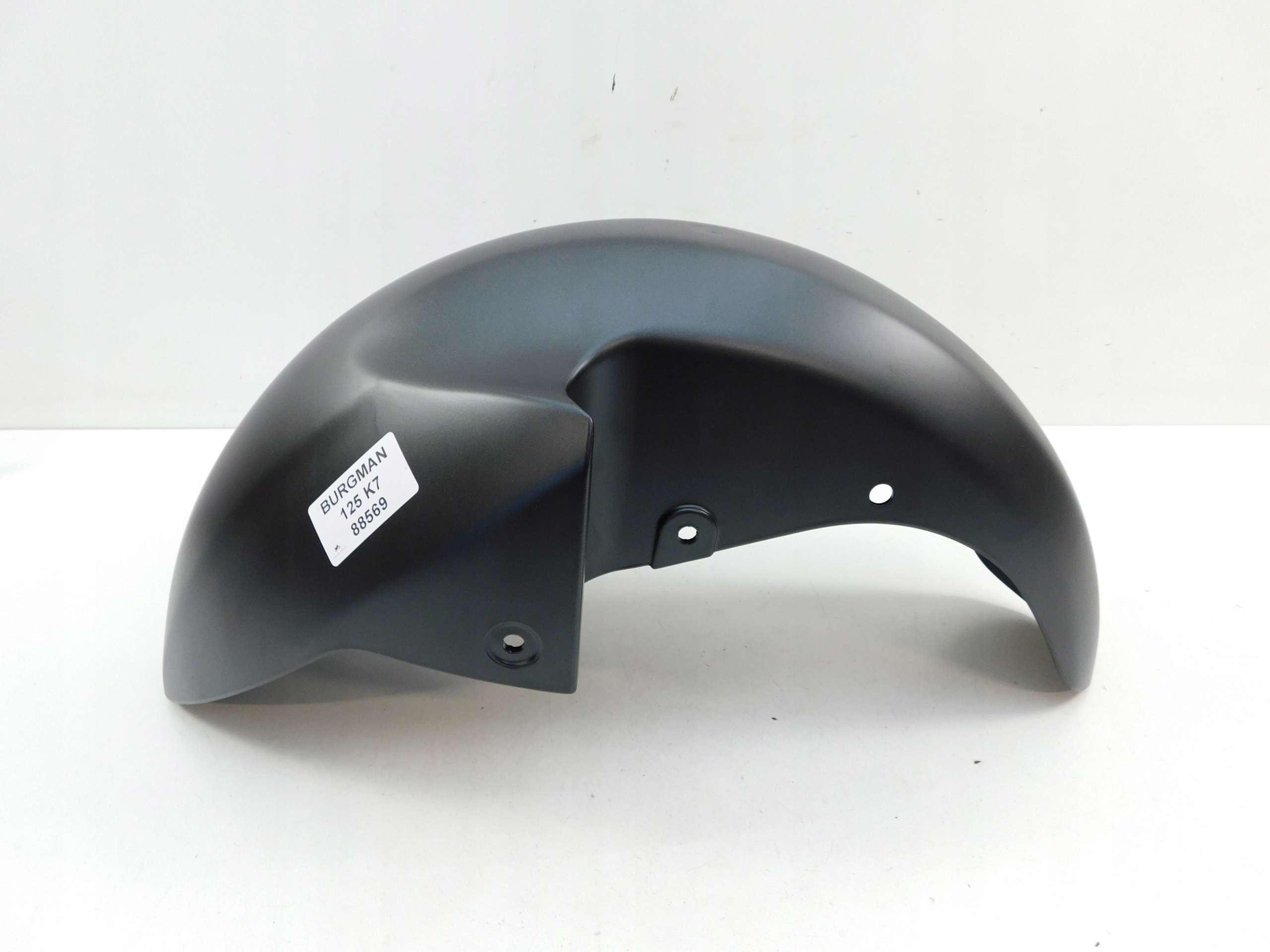 SUZUKI BURGMAN 125 K7 BŁOTNIK PRZÓD