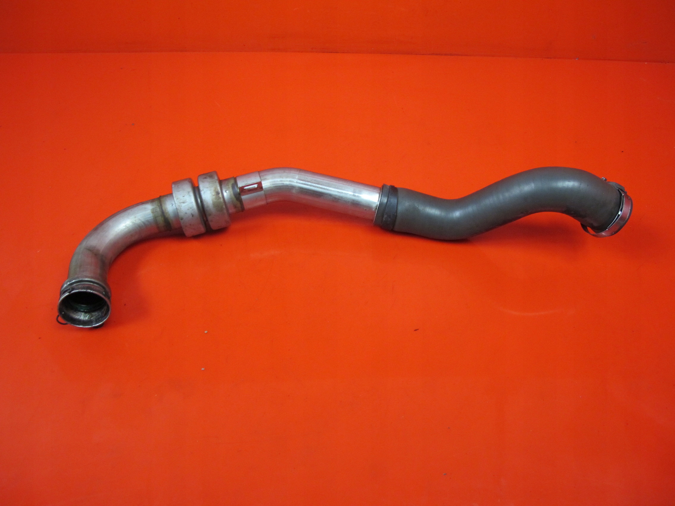 RENAULT KANGOO II III 1.5 DCI Schlauch intercooler