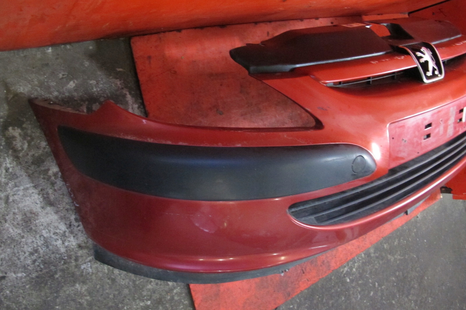 PEUGEOT 307 01-05 front bumper front EKQ
