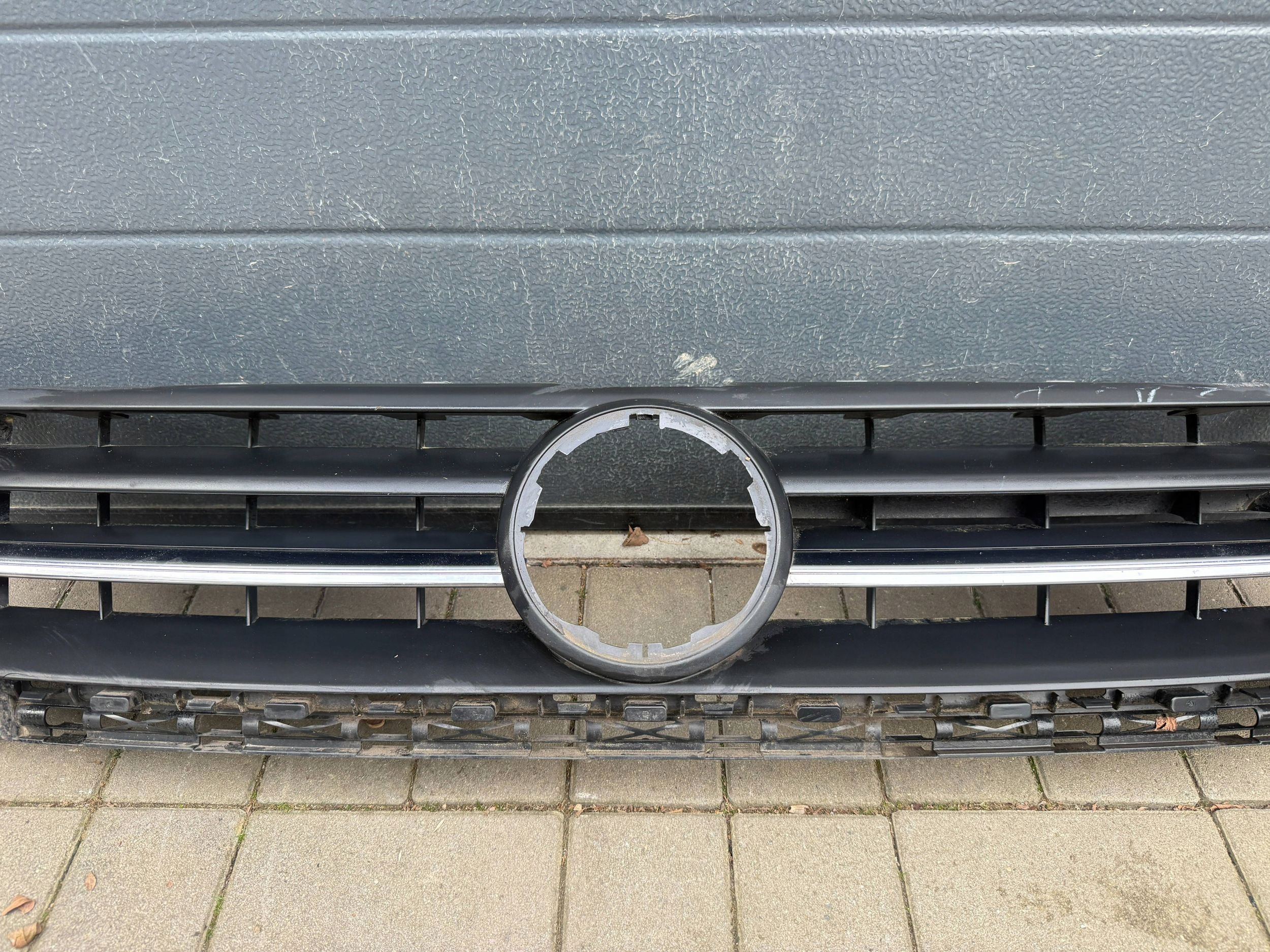 Vw Caddy 2k5 15- maska předek přední