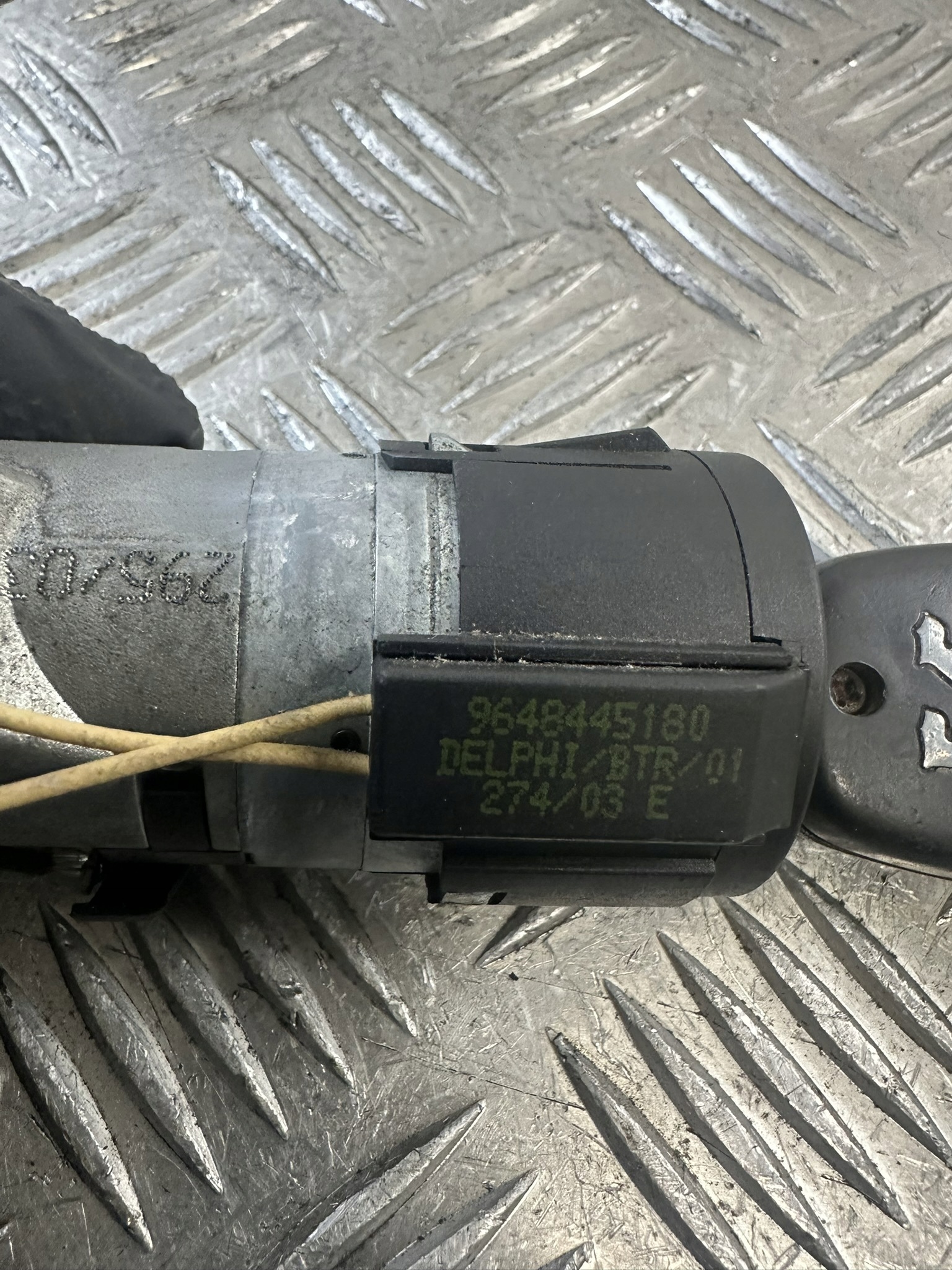 ignition + key PEUGEOT 307 36353100