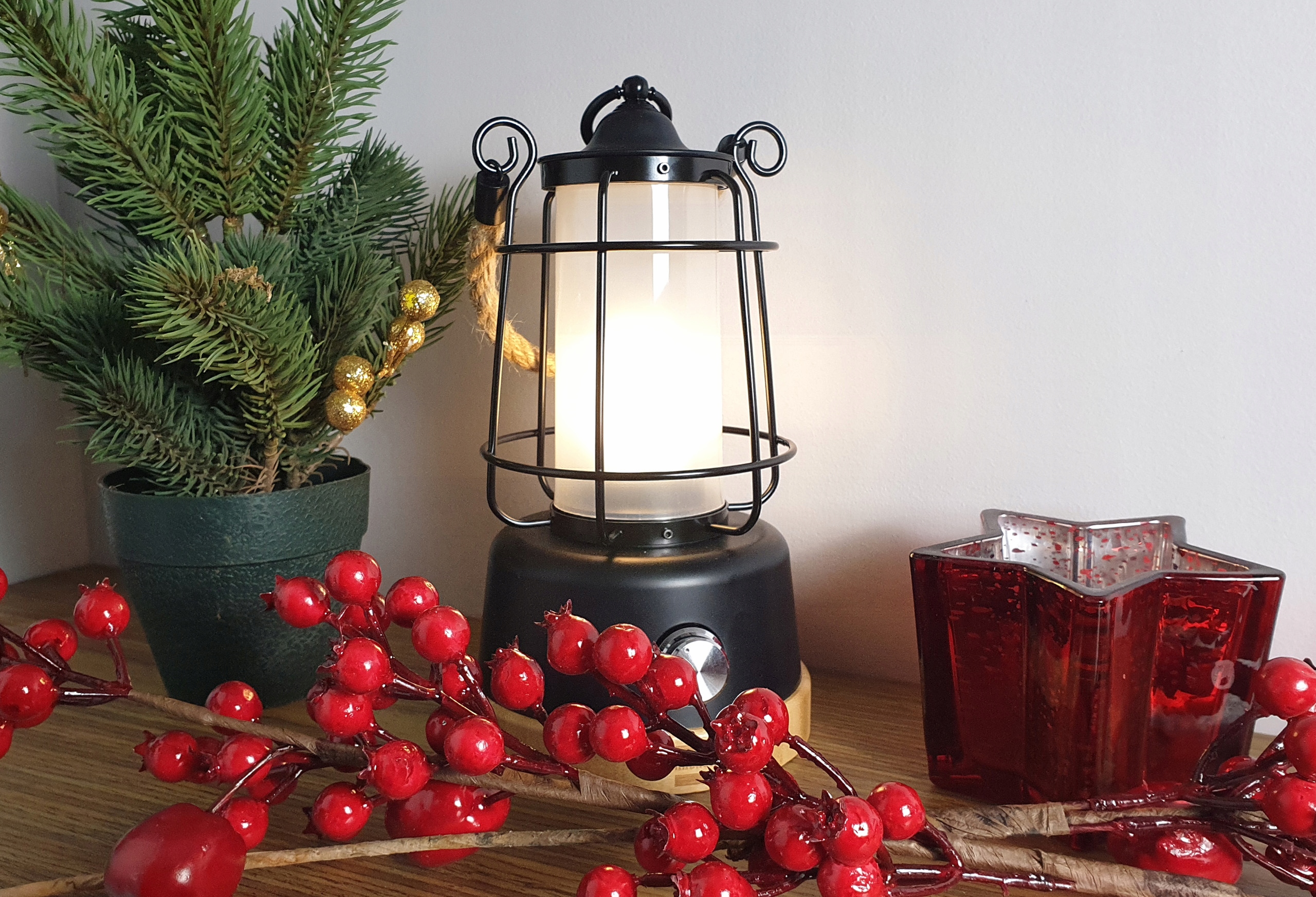 Lampa LED Akumulatorowa Turystyczna Kemping 6W 350LM IP44 Powerbank Zasilanie akumulatorowe