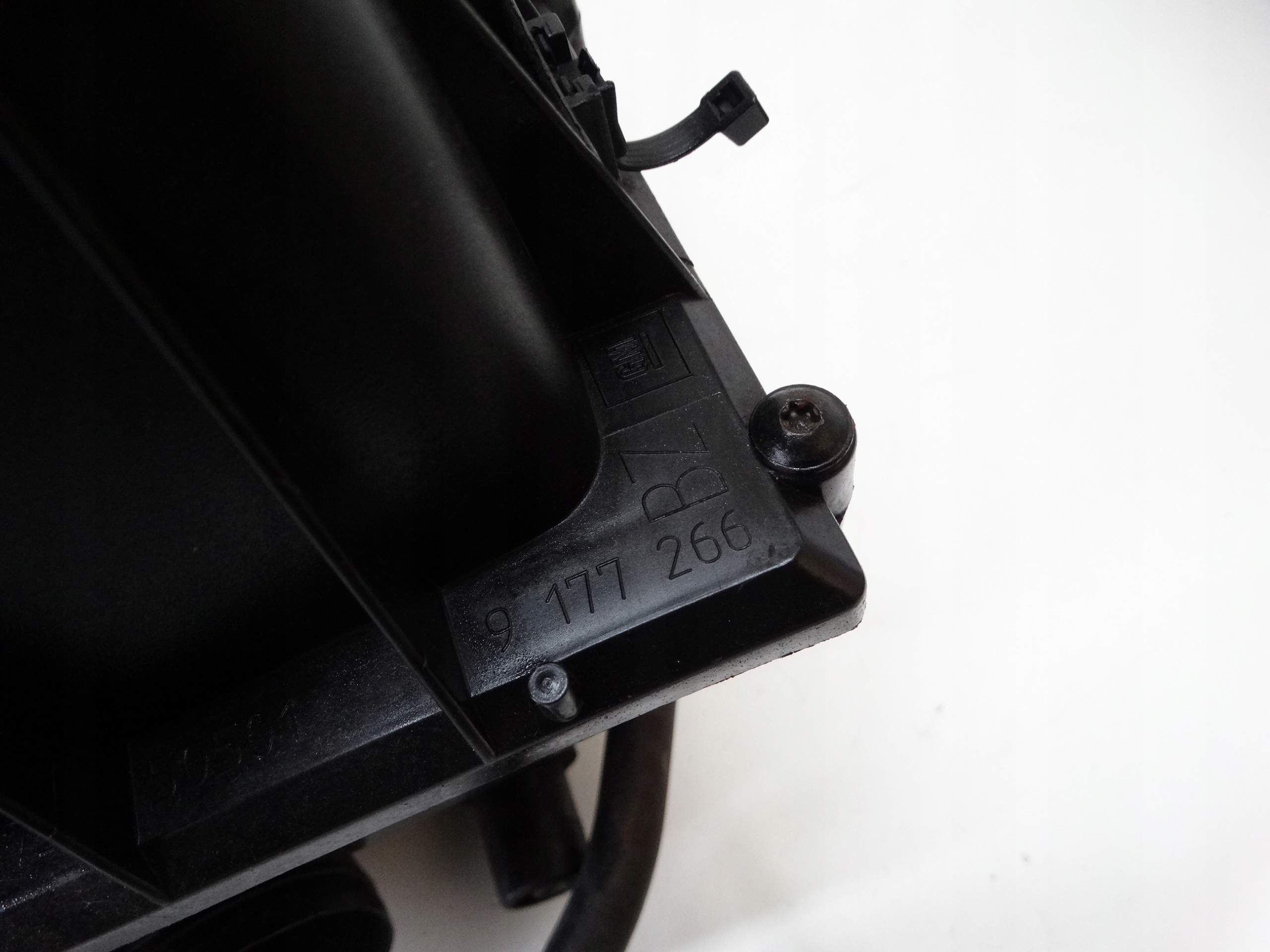 Gehäuse filter luft OPEL 2.2 DTI 9177266