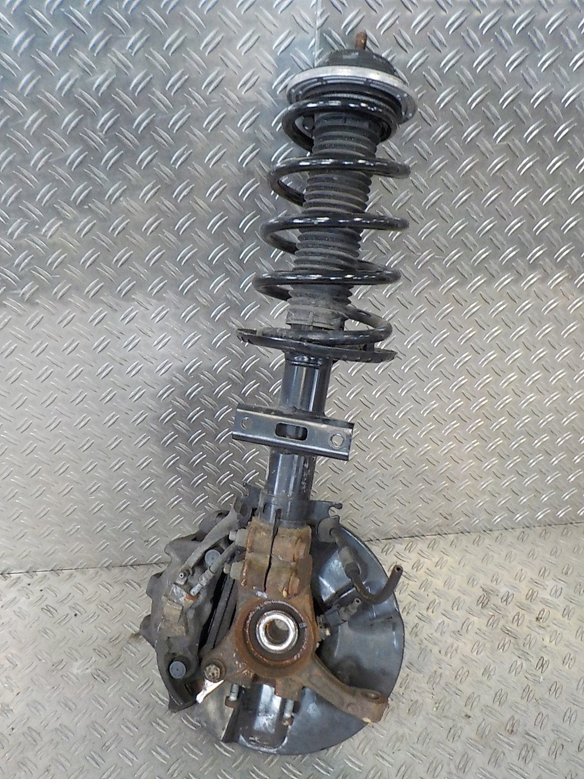 vw T6 2.0 поворотный кулак, цапфа диск суппорт передняя правая