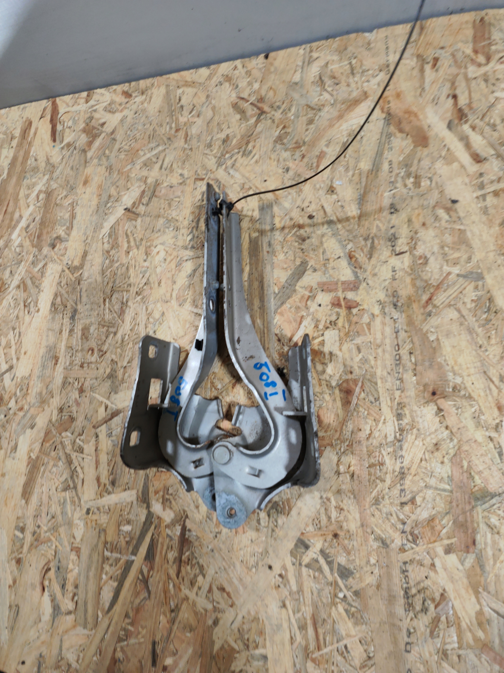 bonnet hinges right left PEUGEOT 508 and KOMPLET