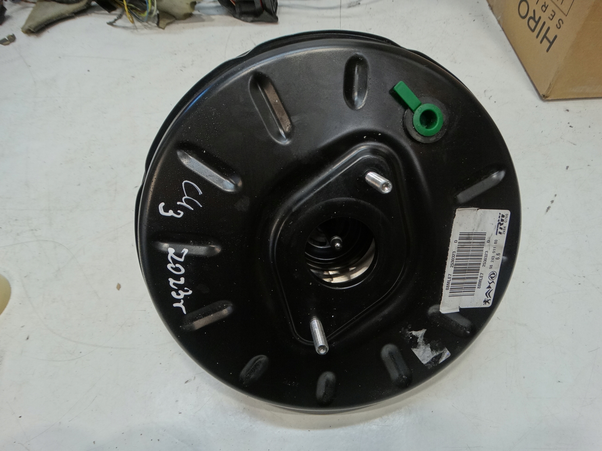 Servo Bremse CITROEN C4 III 2023R.- 88MLE7 9824391180