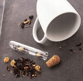 SZKLANY ZAPARZACZ SITKO DO PARZENIA HERBATY ZIÓŁ Informacje dodatkowe możliwość mycia w zmywarce