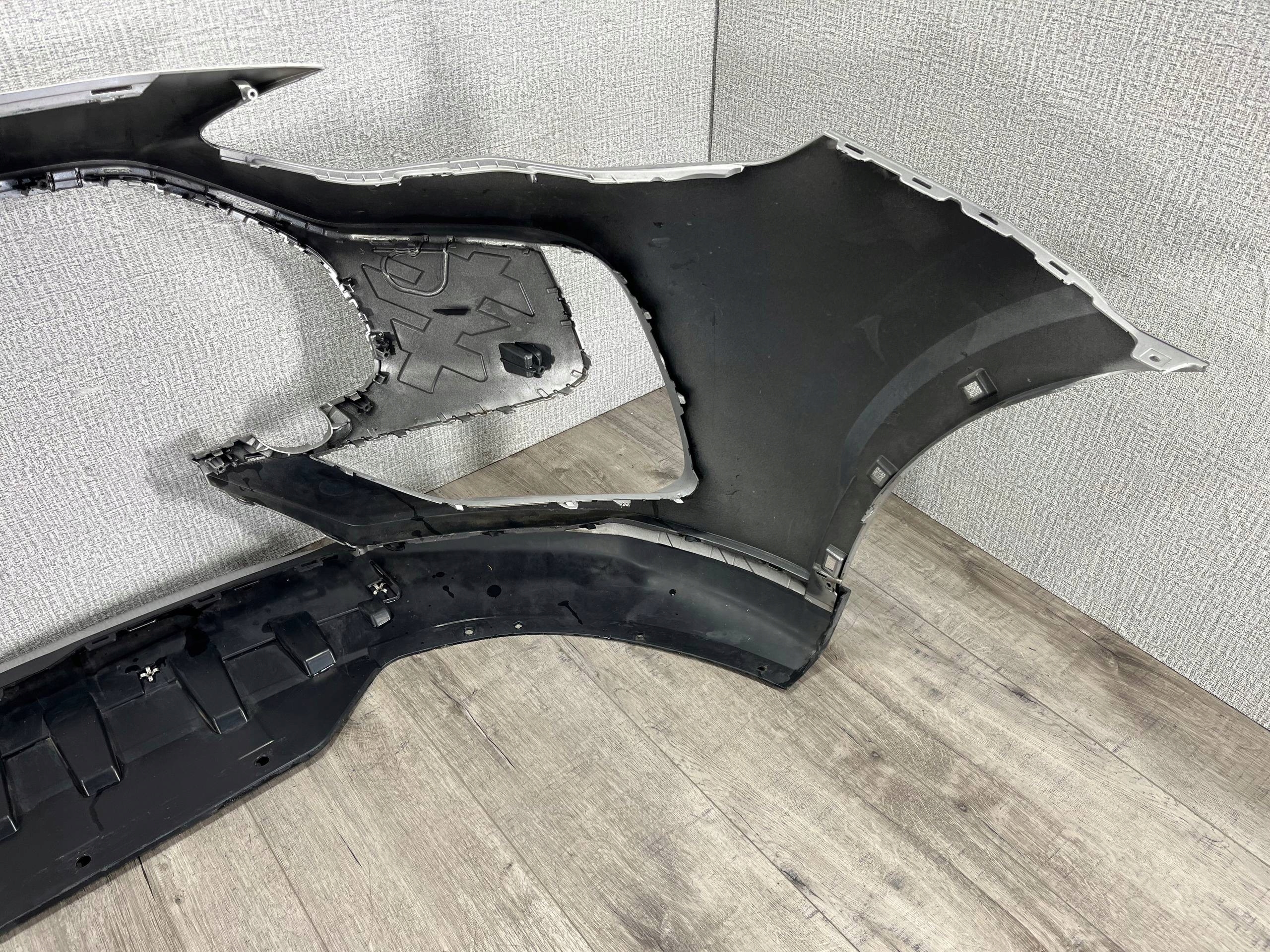 MG HS LIFT 2020-2024 bumper front 10947207