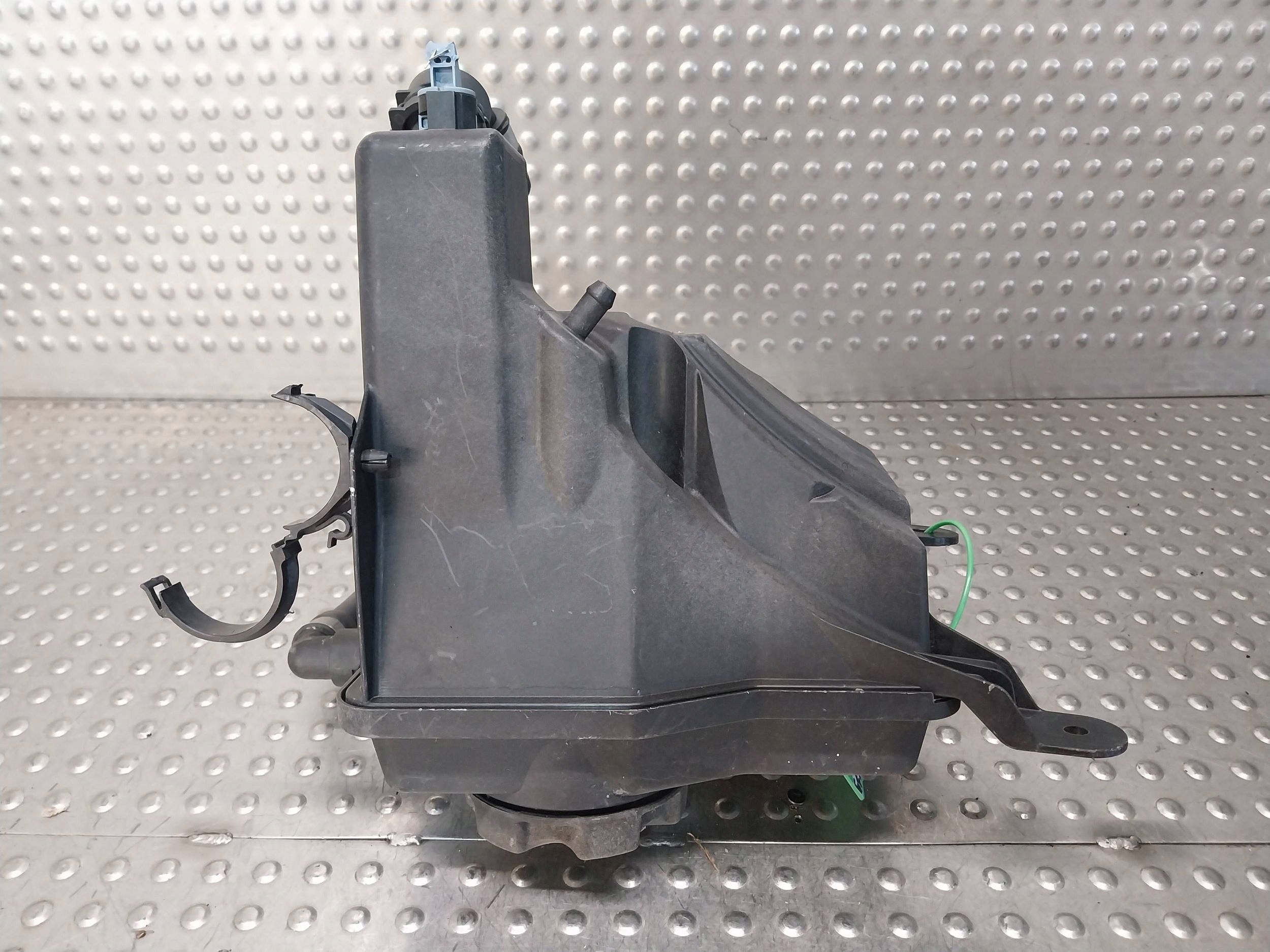 Ausdehnungsbehälter 7804890 BMW X1 E84 E87 E90 E91 2.0 D N47