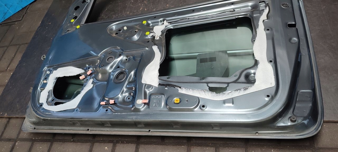 door front front right Toyota Aygo 3D