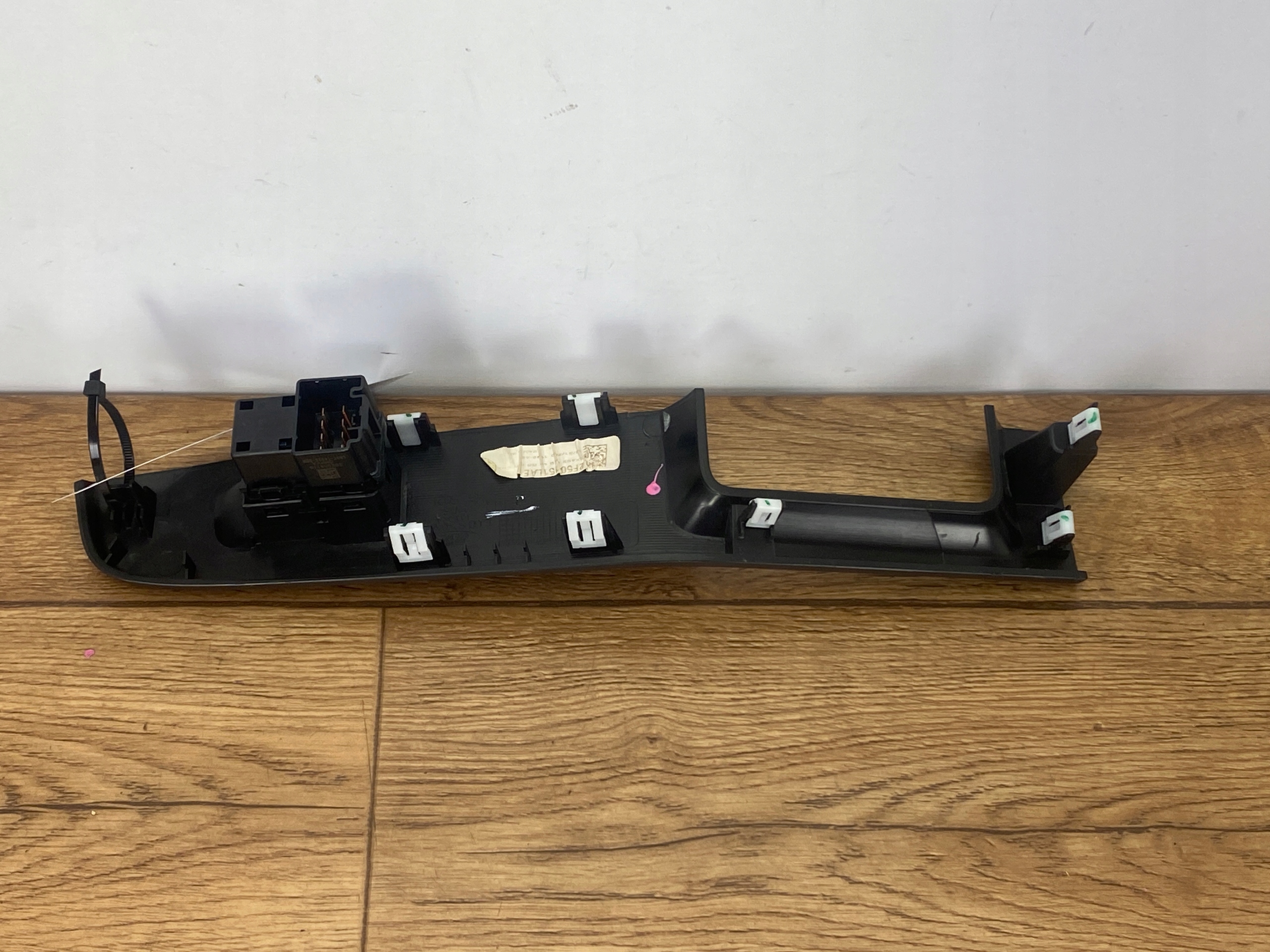 switch button of the window Escape Kuga MK3 2020+ USA