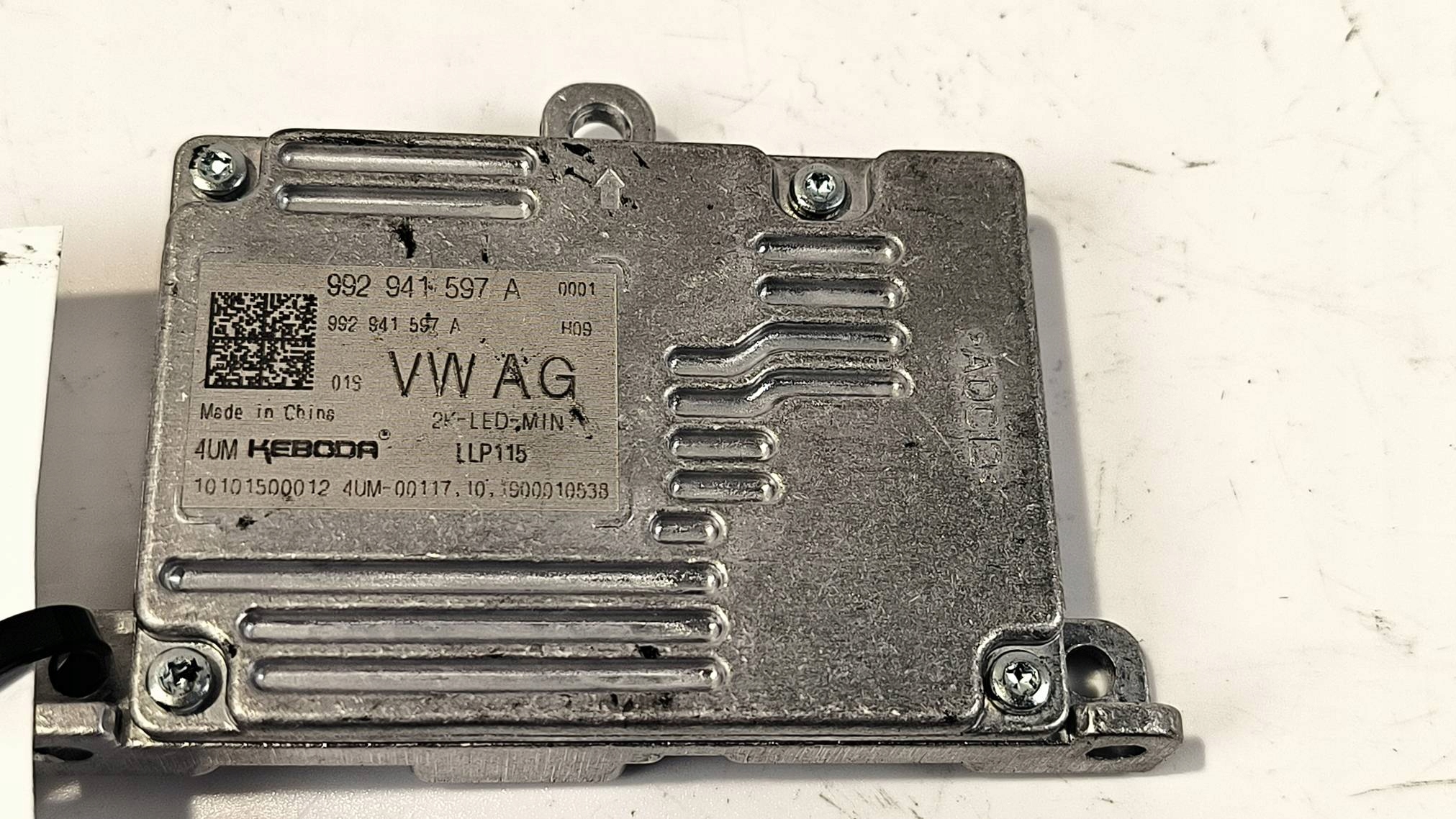 control unit module LED 992941597A VOLKSWAGEN PASSAT B8