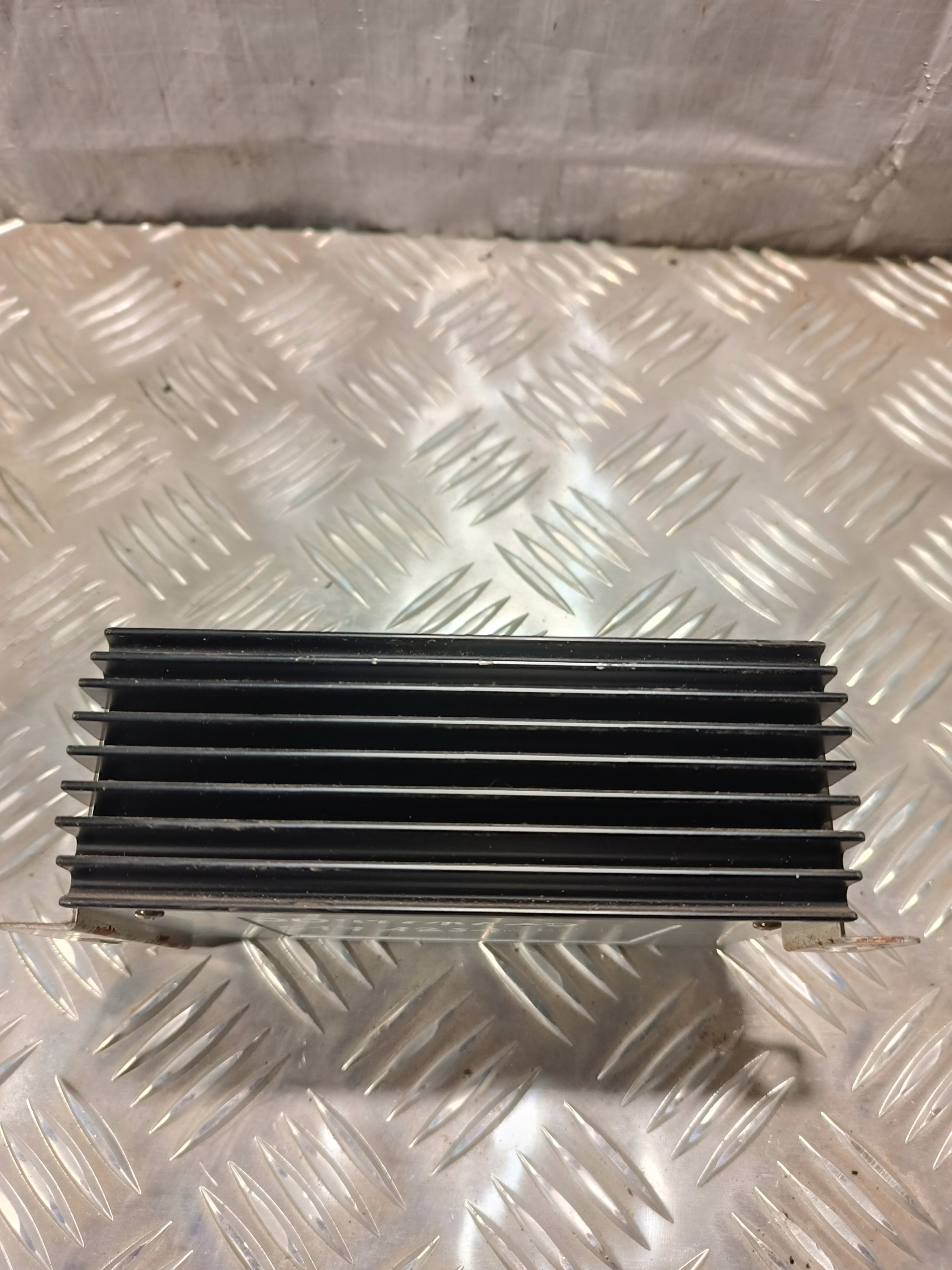 amplifier AUTOBUSOWY BLAUPUNKT 7 607 273 001