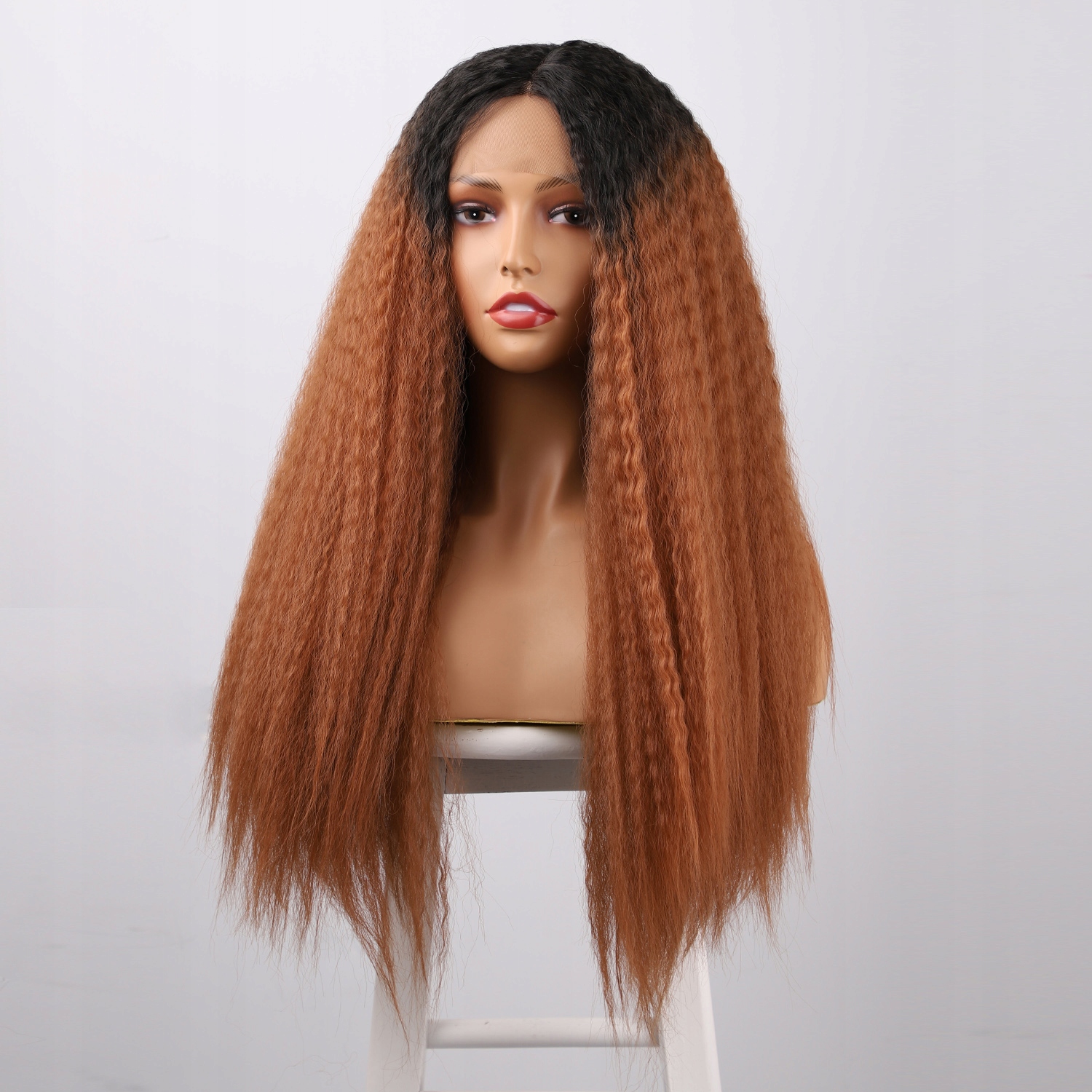 Krepatá paruka Molly se síťkou (lace front)