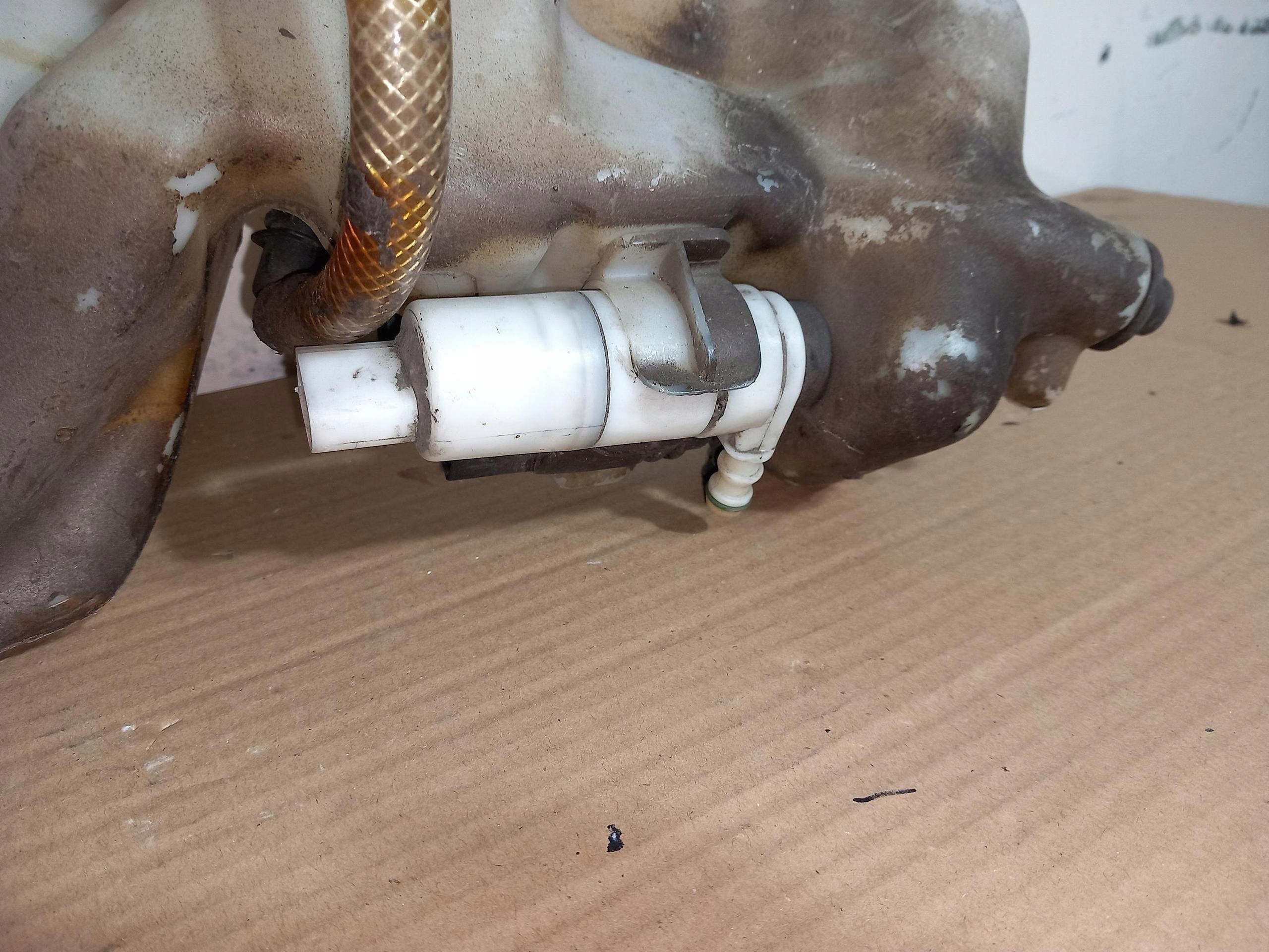 Behälter Spritzdüse MERCEDES E-KLASA W211 2118601660 02-09