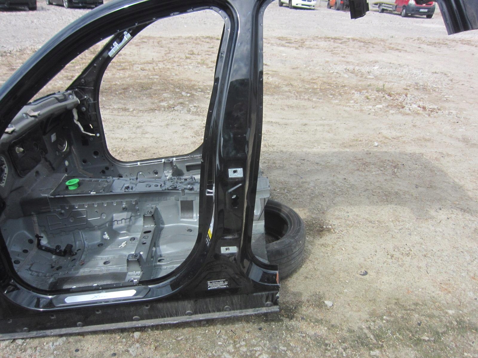 BMW X3 G01 2018-2023 threshold left pillar B door B driver´s side