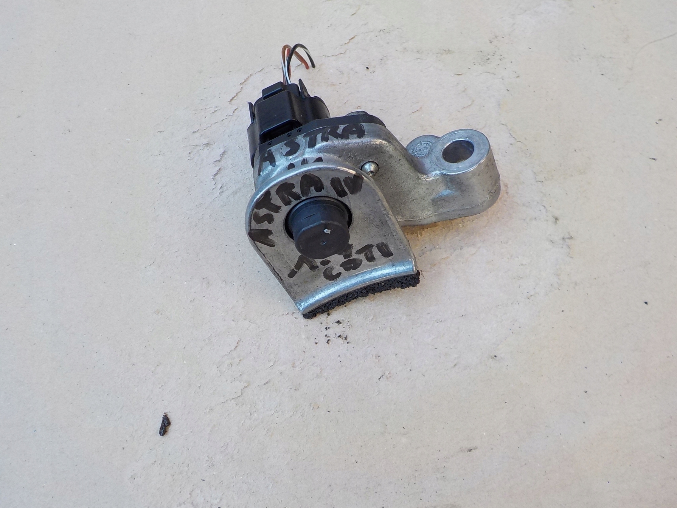 sensor cams opel astra IV J 1,7 cdti