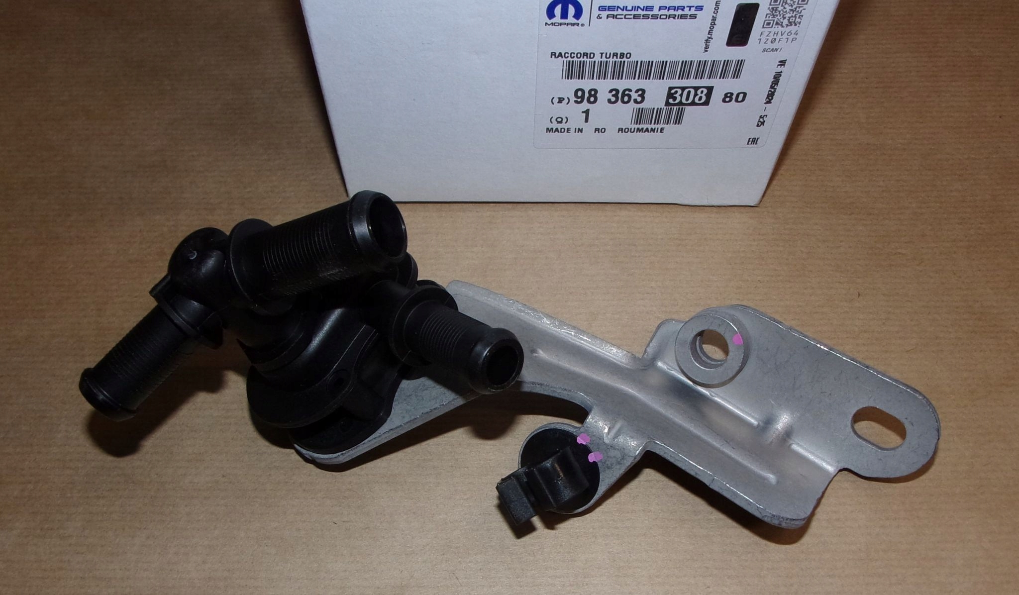 Upevnění Vodního Čerpadla C C5 III 1.2THP 9836330880