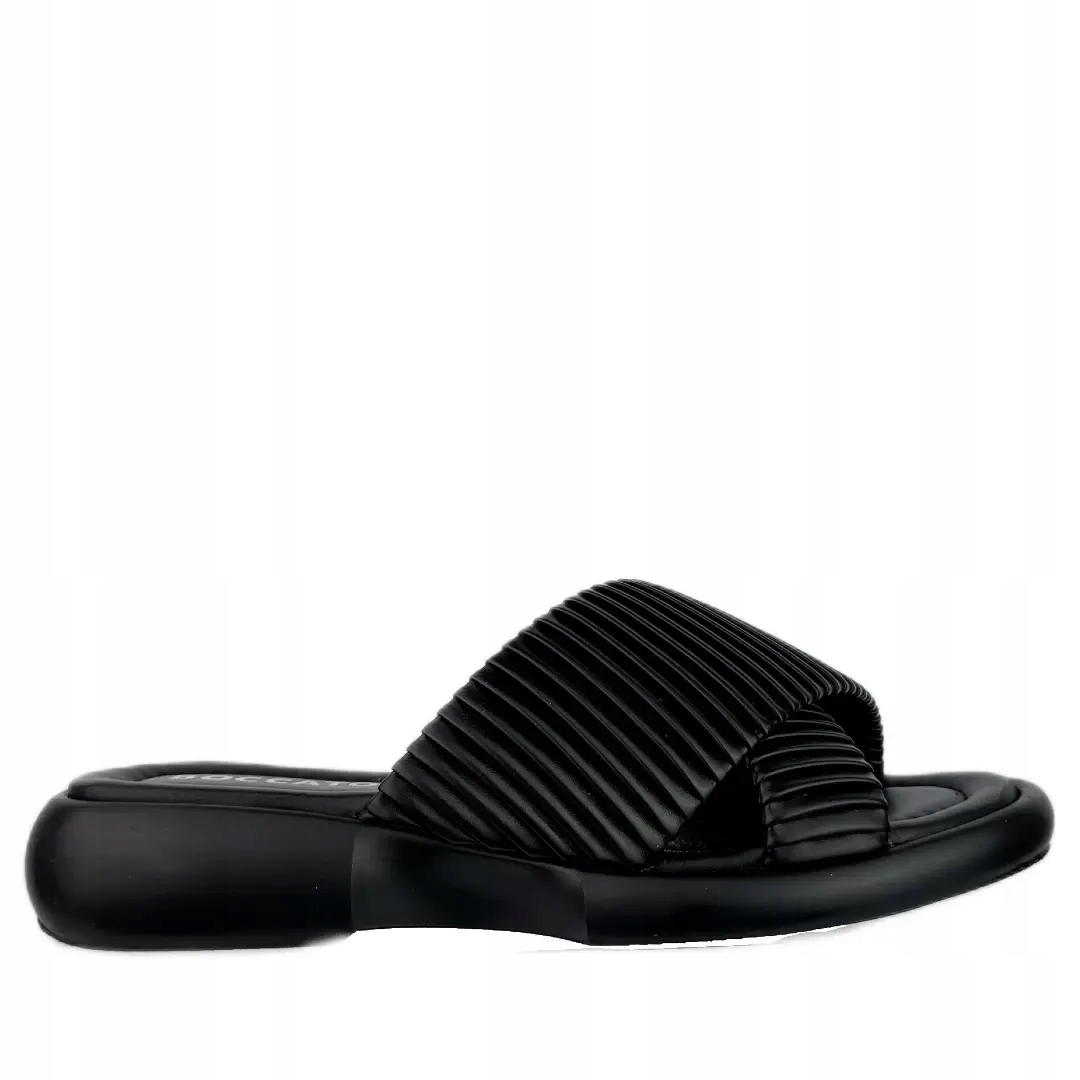 Nazouváky Boccato 0450.4089 black 37, Černá