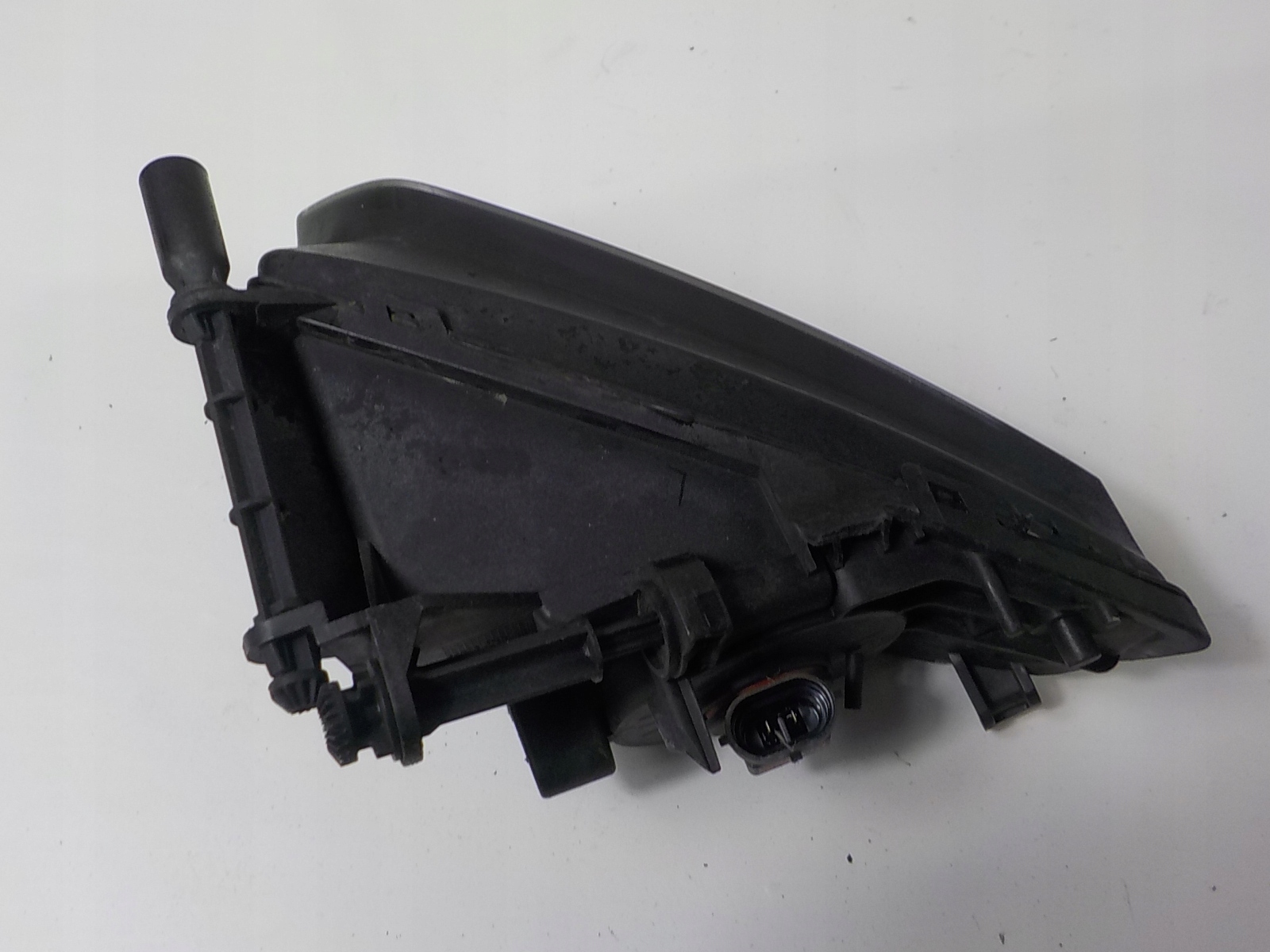 fog light A4 B8 left front front 1NE010832-09 8V0941699C