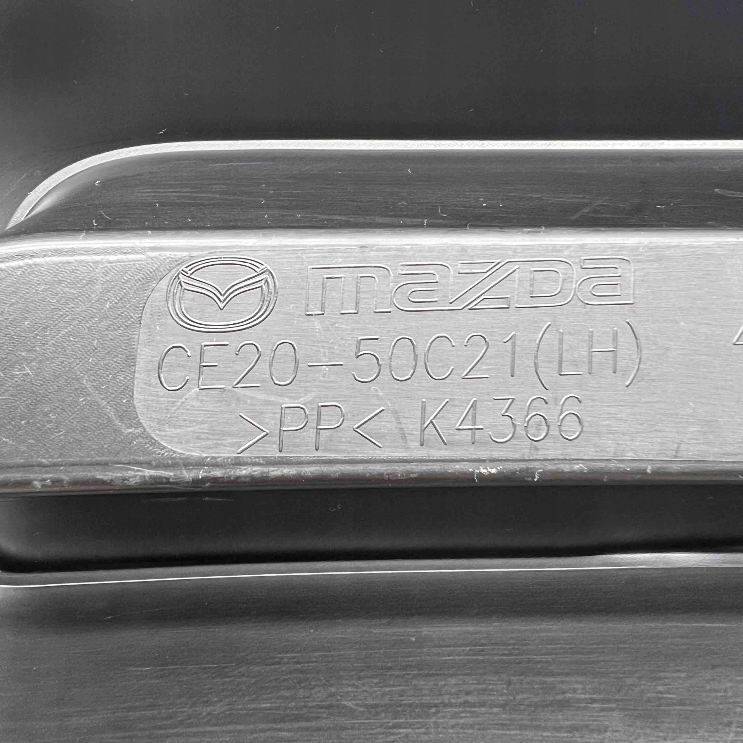 Mazda 5 2008- lift mřížka levá nárazníku předního předek CE20-50C21