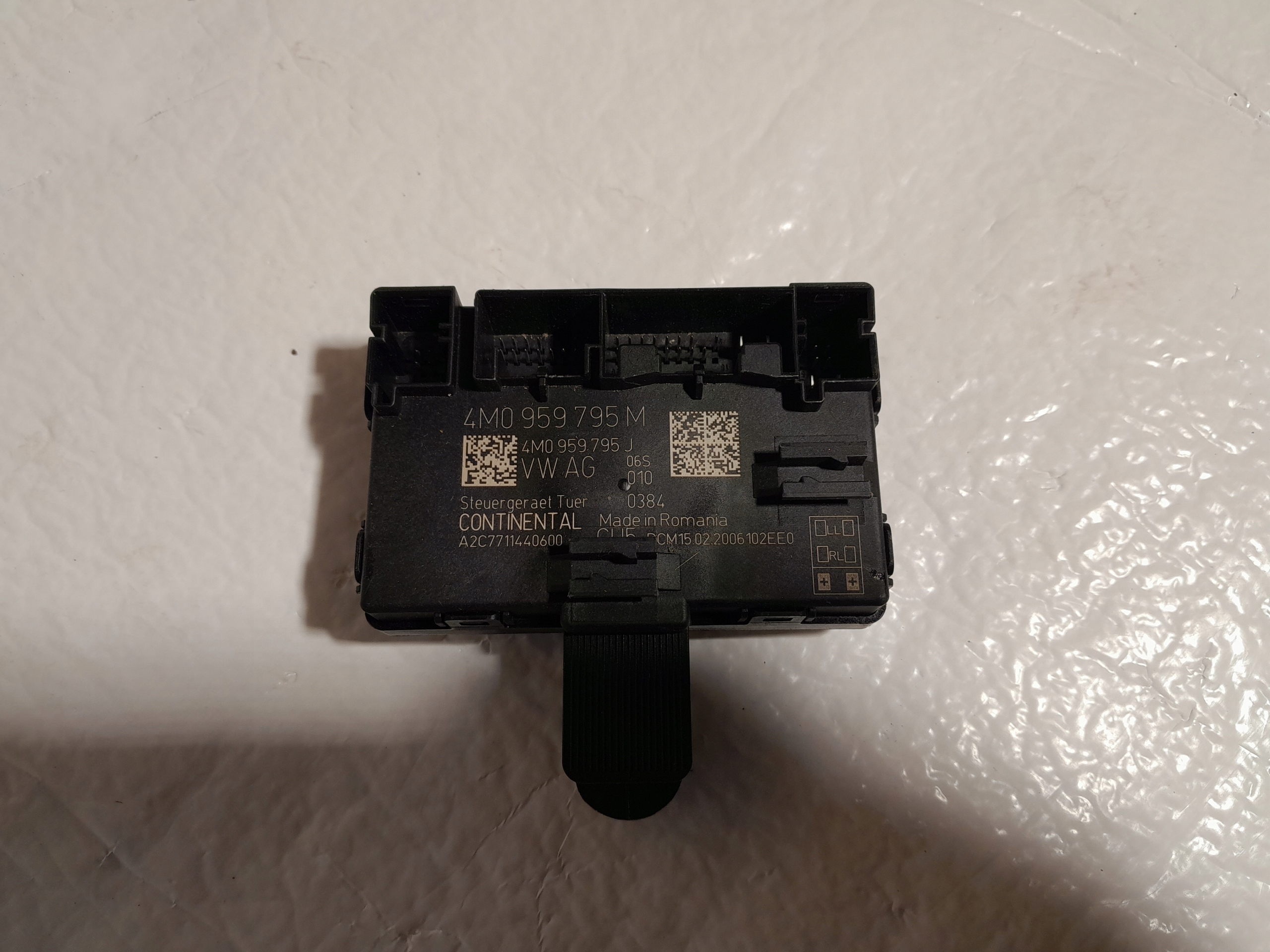 AUDI A4 B9 module control unit door 4M0959795M