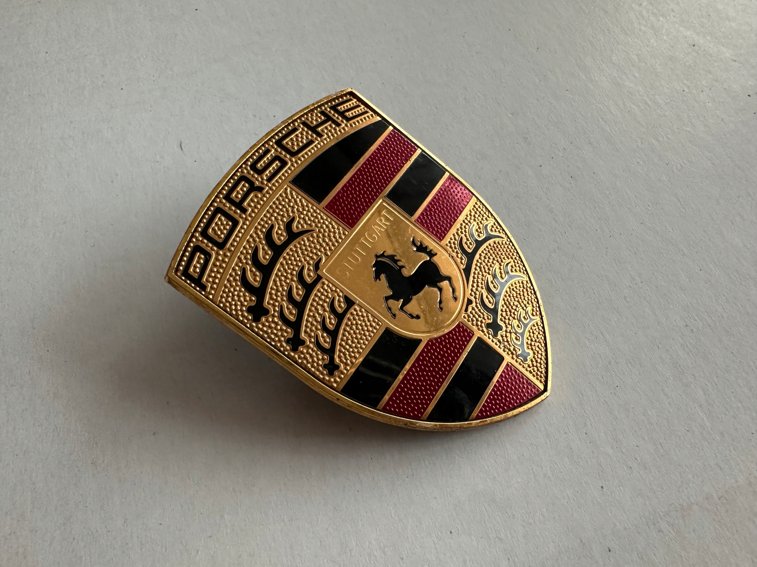 EMBLEMAT ZNACZEK PRZÓD 99155921502 PORSCHE MACAN Marka Porsche