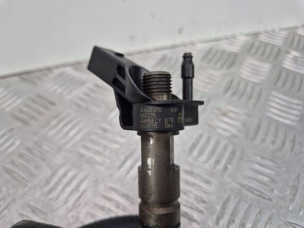 Mercedes E280 CDI W211 3.0 injector A6420701387 642.920
