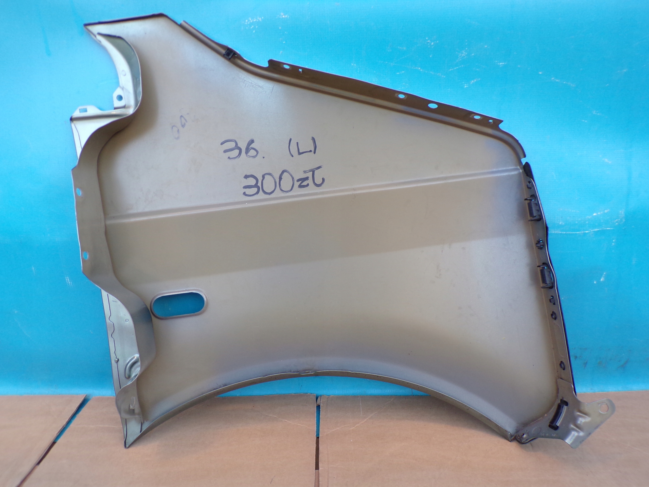 VW T5 TRANSPORTER MULTIVAN 03- fender left oliwkowy without RDZY