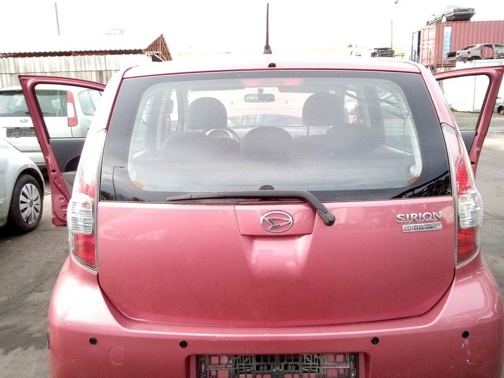 Daihatsu Sirion II 2 boot door rear R43