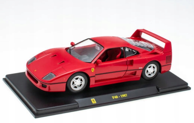 Ferrari F40 Le Grandi Ferrari 1:24 Edicola Itálie