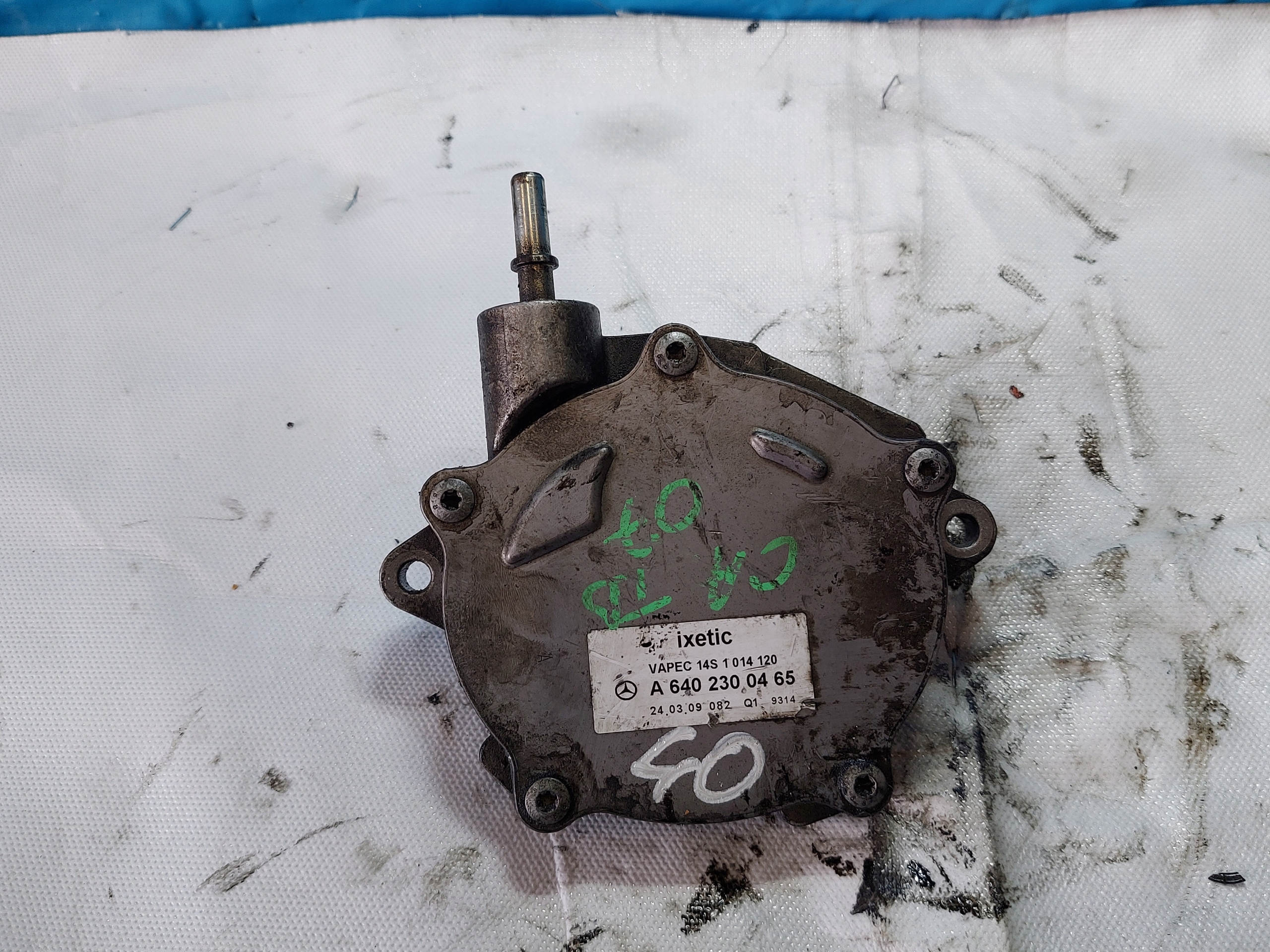 Pompa VACUM MERCEDES W169 2.0 CDI A6402300465