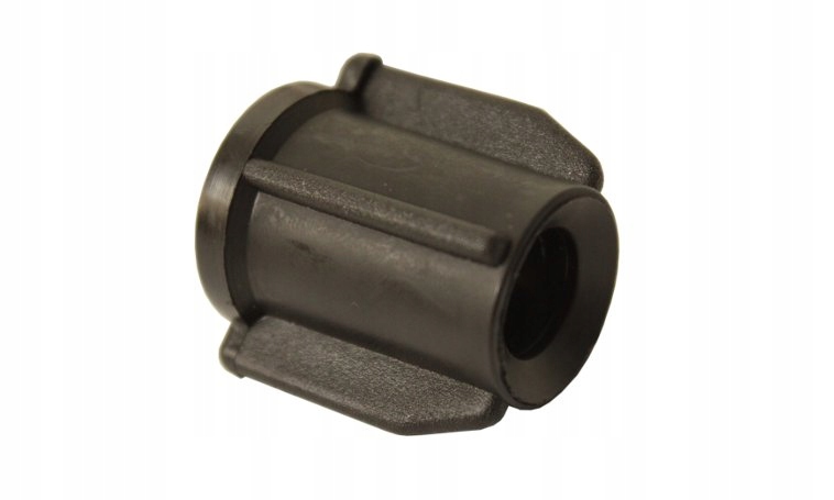 Nakrętka króćca opryskiwacza starego typu M18