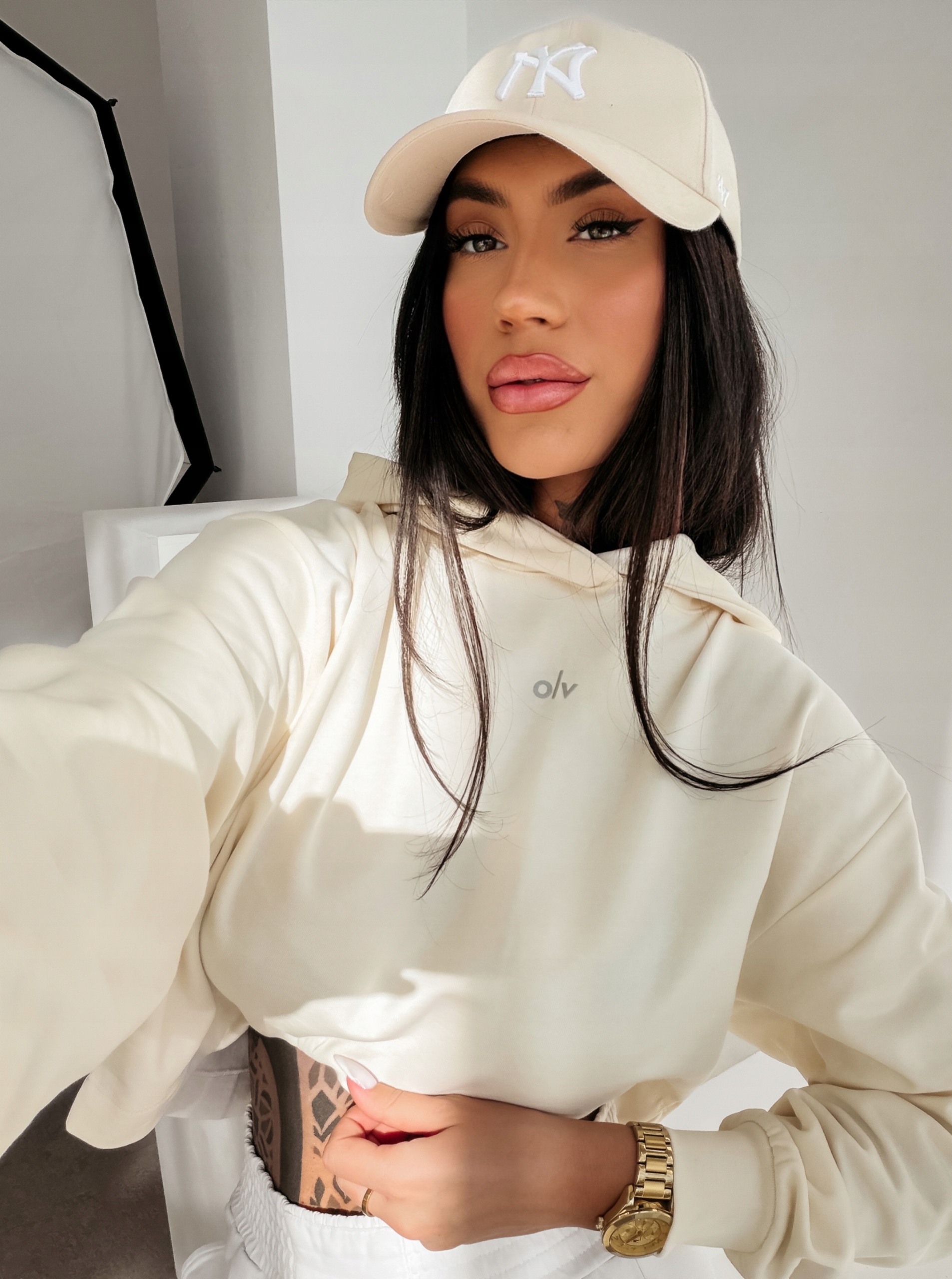 Mikina Aperio Olavoga Ecru Xs