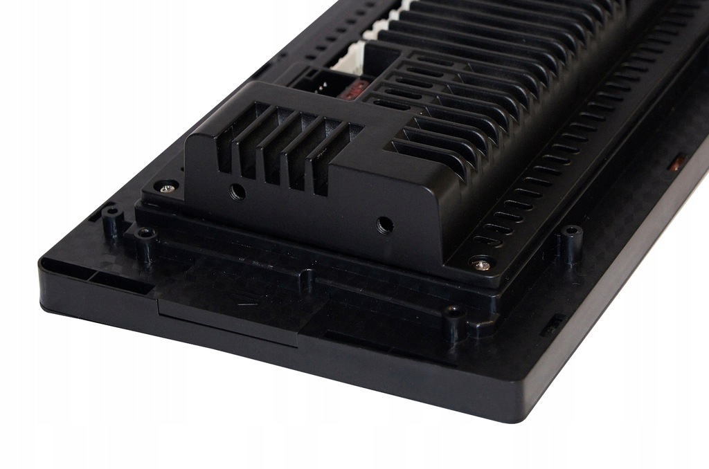 Radio z Android 9cali2/32GB RDS Mikrofon 4xCore Złącza AUX minijack RCA Pre-out (przedwzmacniacz) RCA Sub-out (subwoofer) USB