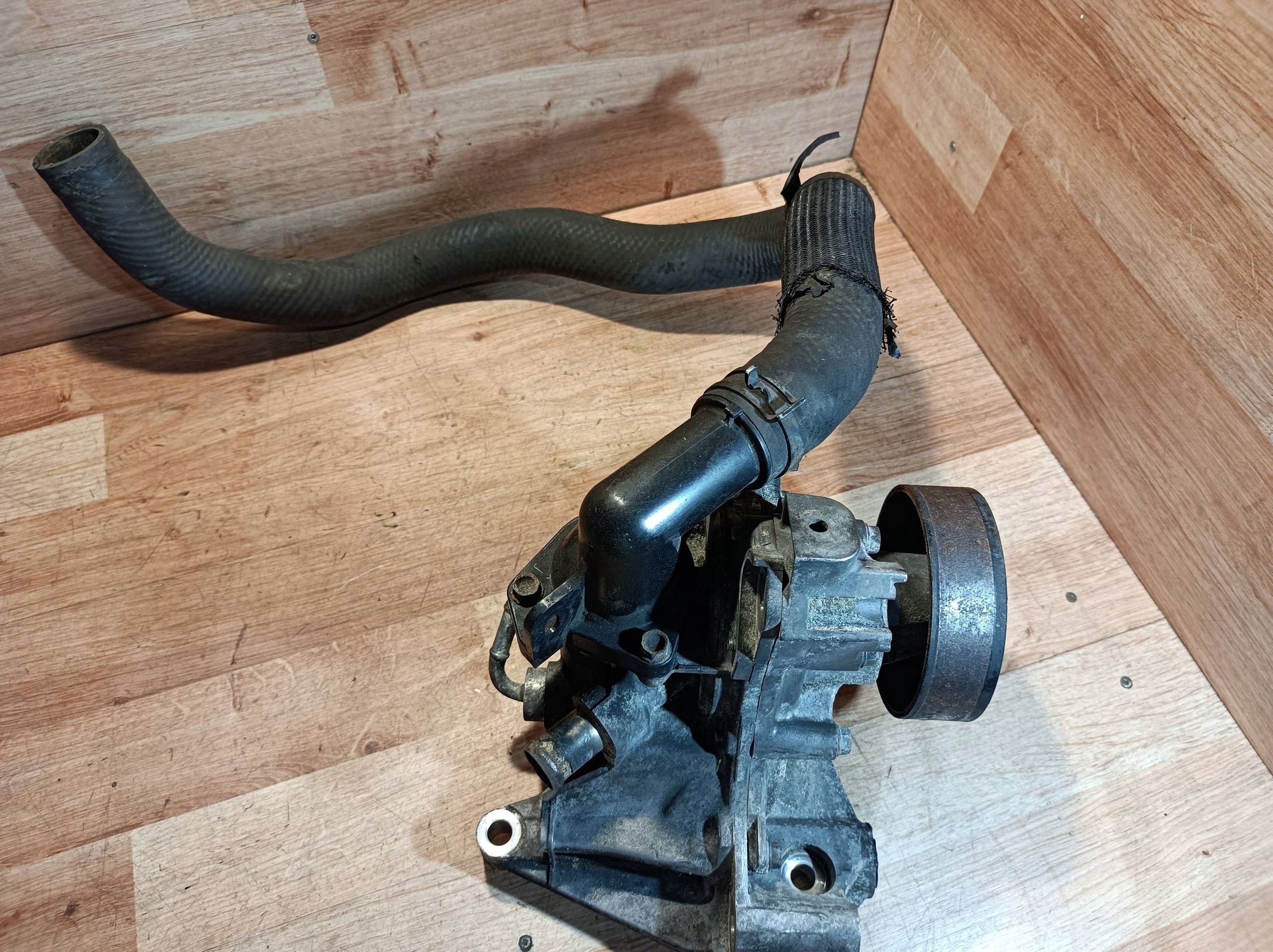 water pump Mazda 6 GJ 2.2 SH01151H0